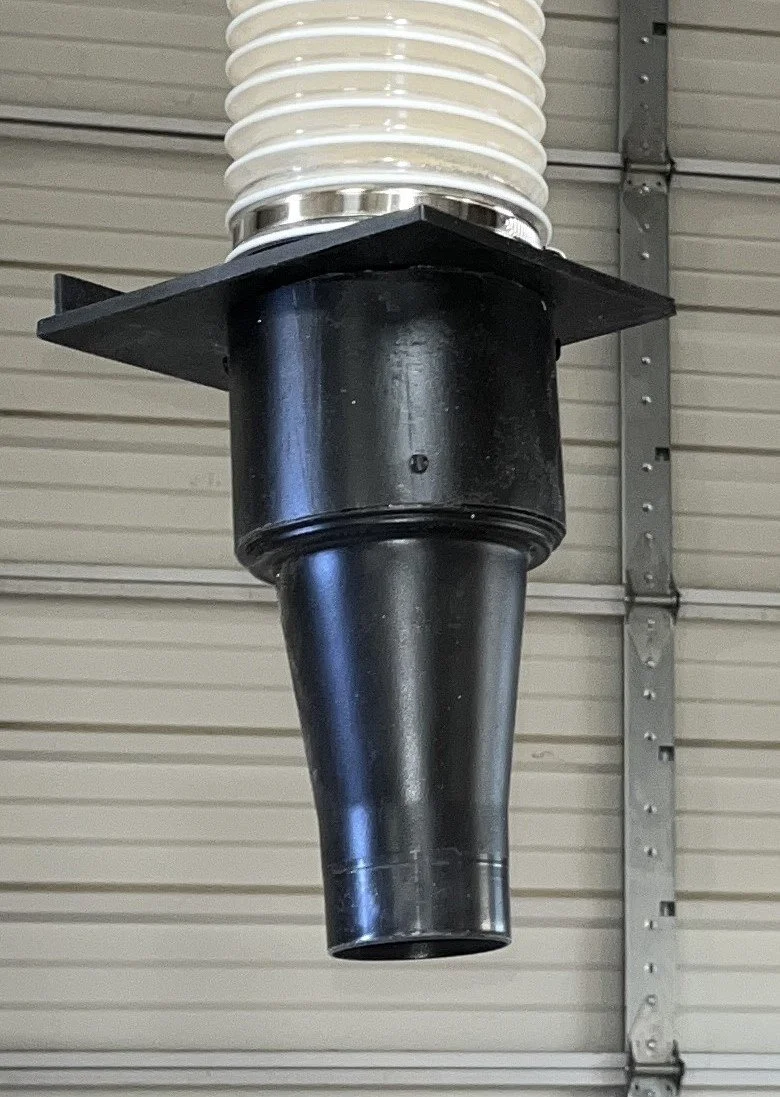 Vacuum connect 4 inch to 2.25 inch with blast gate