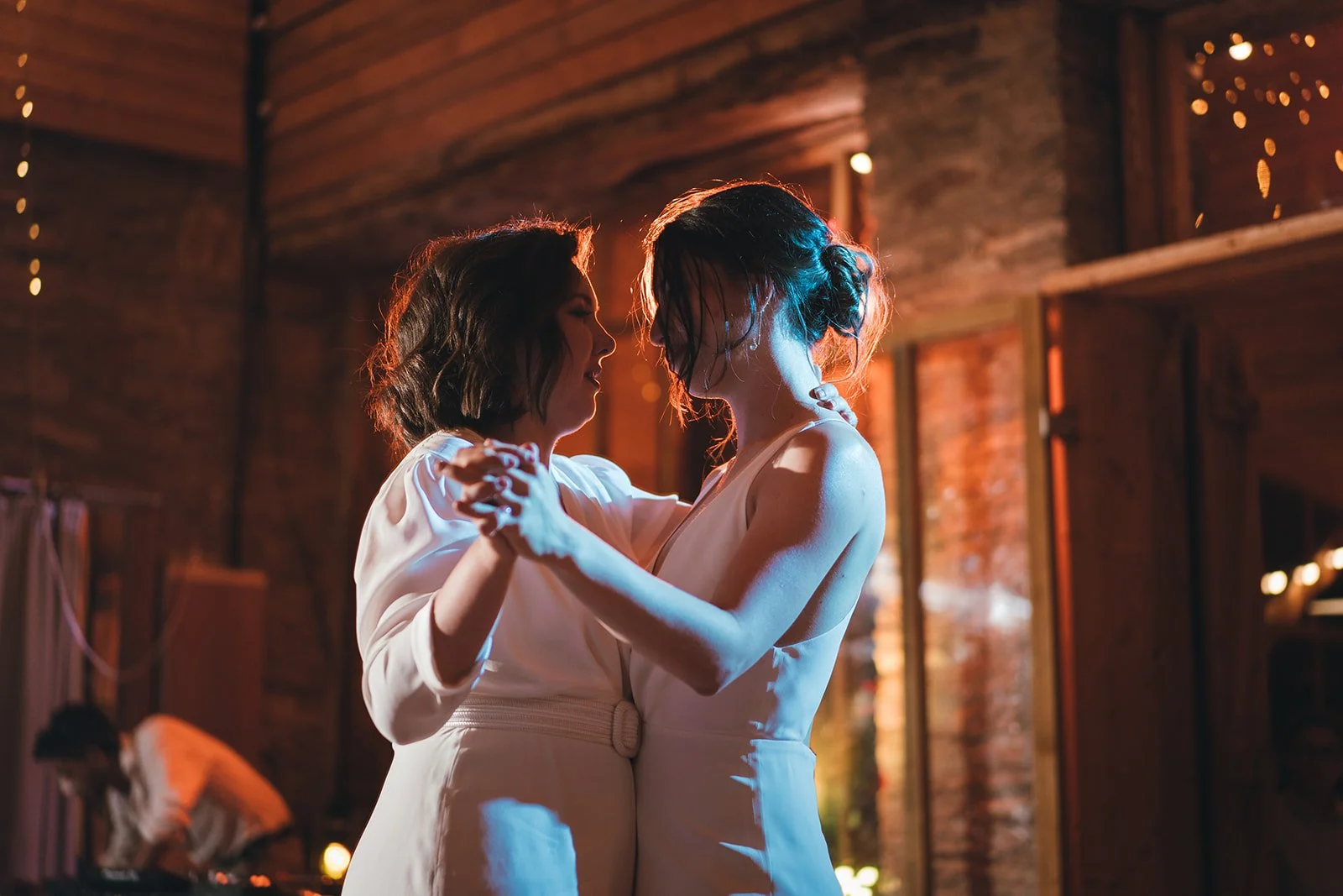 Céline et Axelle - Cérémonie laïque Manoir de la Fresnaye-583.jpg