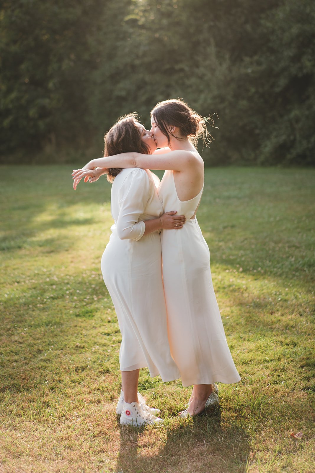 Céline et Axelle - Cérémonie laïque Manoir de la Fresnaye-515.jpg