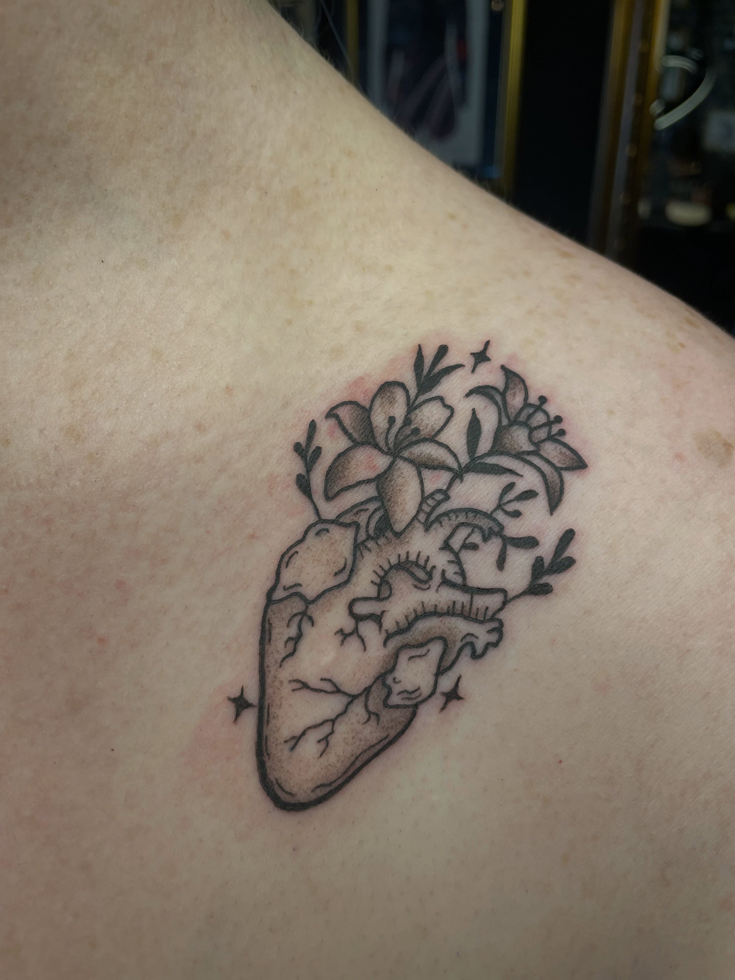 Did this tattoo around a scar my client had from having heart surgery, she wanted to always be able to find it easily as it&rsquo;s small 💕  Booking November DM or Email to inquire🍂