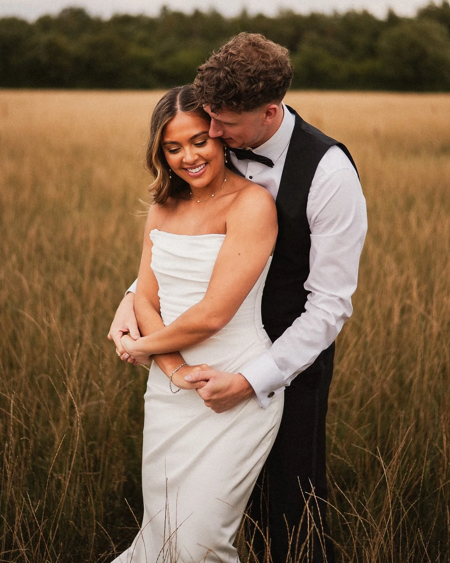 Tash &amp; Charlie
.
What can I say about these two? Such a great couple who made my job so easy - I mean look at them! 🔥 
So nice to be back at Stretton Manor Barn for the first time this year, too!
.
Venue @strettonmanorbarn 
Dress @emilybridalwea