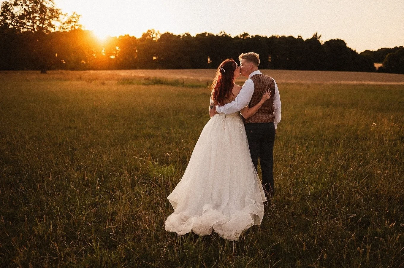 Danielle &amp; George
.
These guys absolutely nailed the brief for a tipi wedding at Whatton House - sunshine all afternoon, amazing food, garden games, and golden hour turning up right on schedule. Couldn&rsquo;t have planned it better if we&rsquo;d