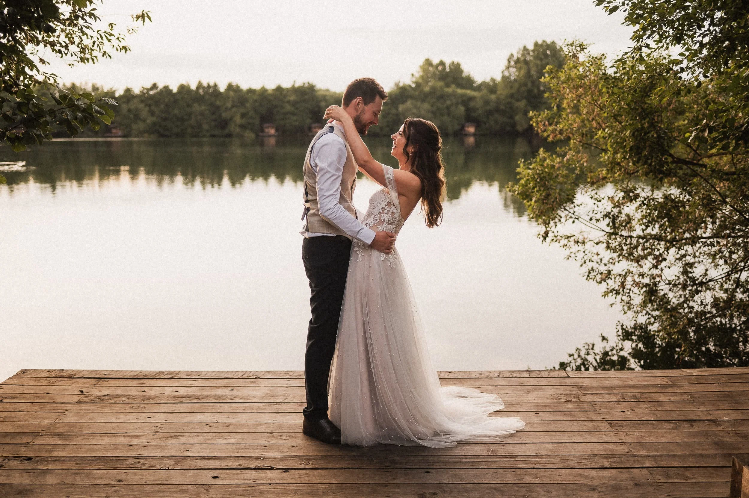 Nuddock-Wood-Lakes-Wedding-071.jpg