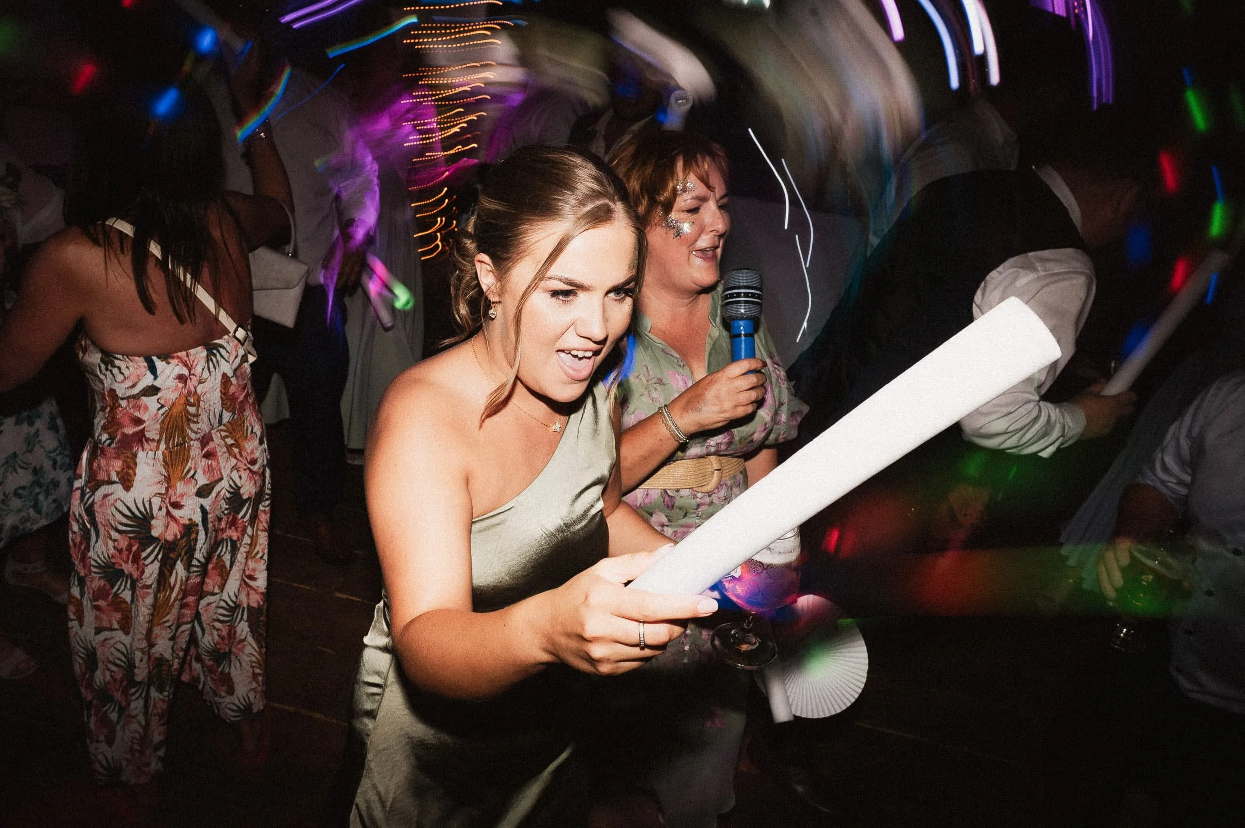 Nuddock-Wood-Lakes-Wedding-078.jpg
