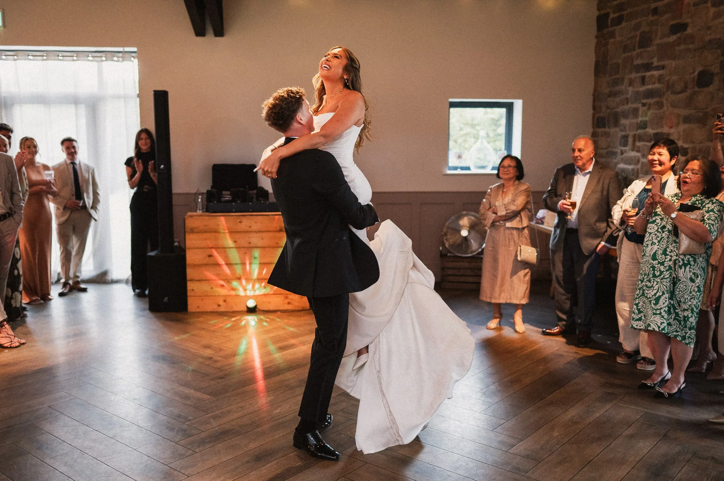 Stretton-Manor-Barn-Wedding-081.jpg