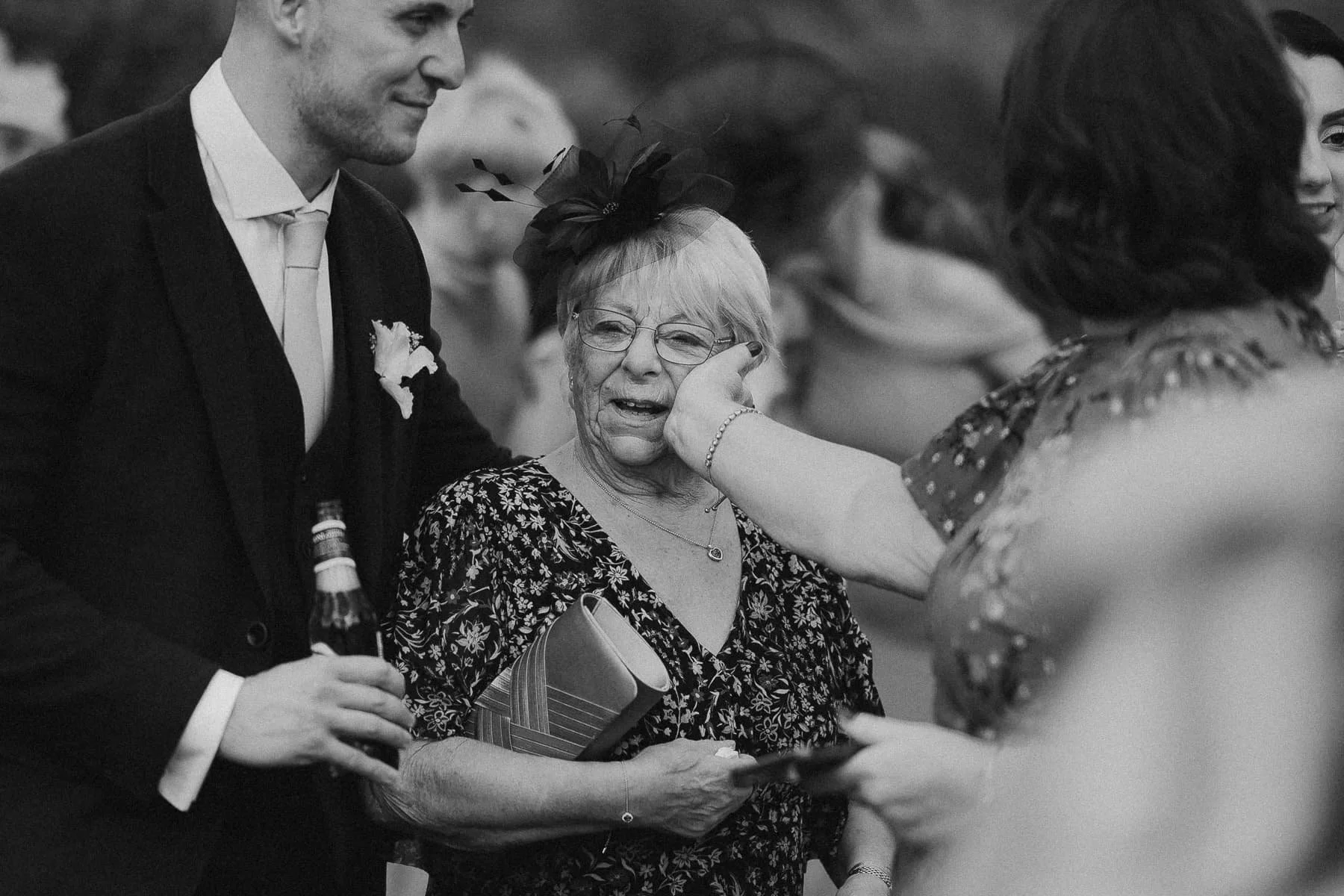 Natural-Wedding-Photography-012.jpg