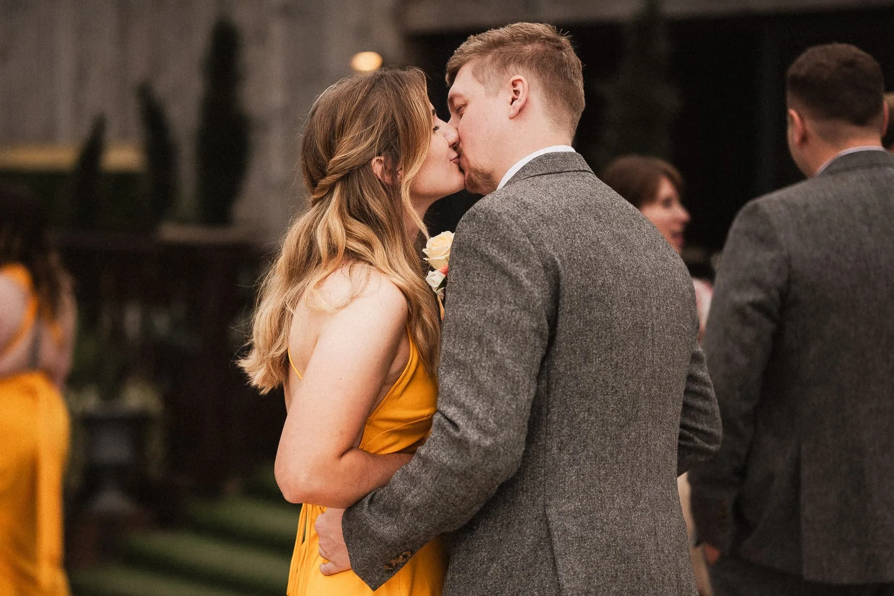 Natural-Wedding-Photography-013.jpg