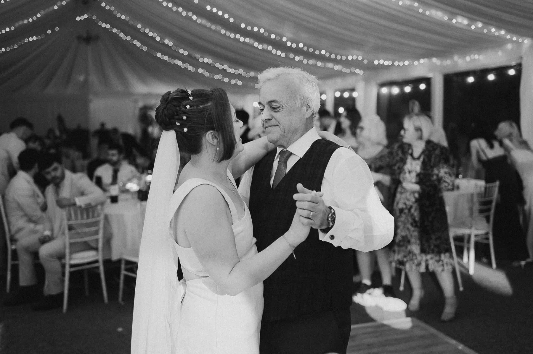 First-Dance-Wedding-Photography-002.jpg