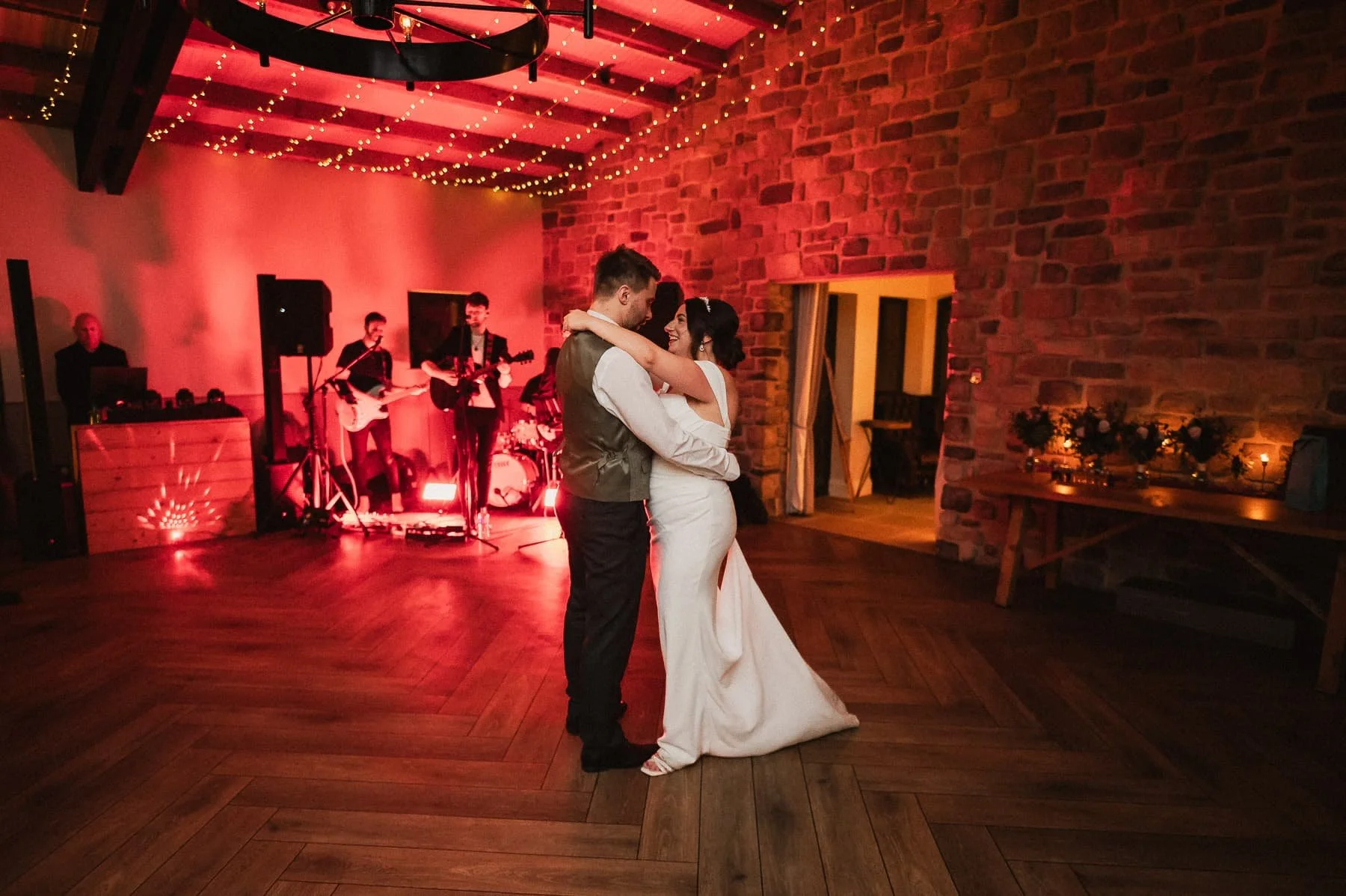 First-Dance-Wedding-Photography-019.jpg
