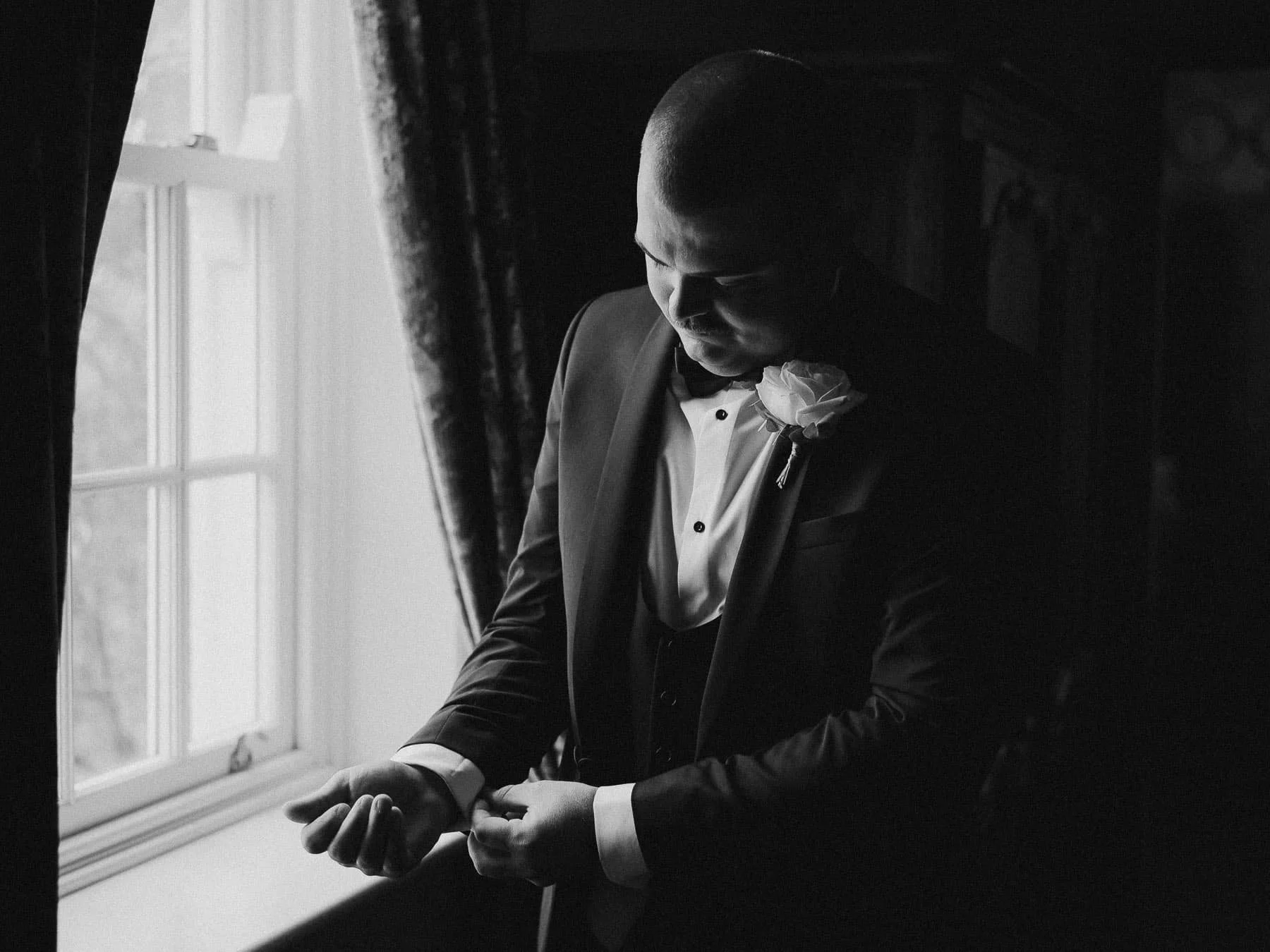 Morning-Prep-Wedding-Photography-001.jpg