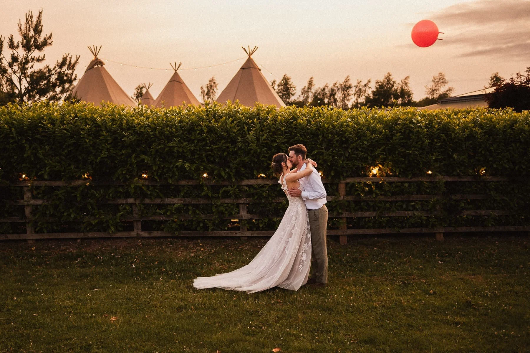 Unique-Wedding-Photography-006.jpg