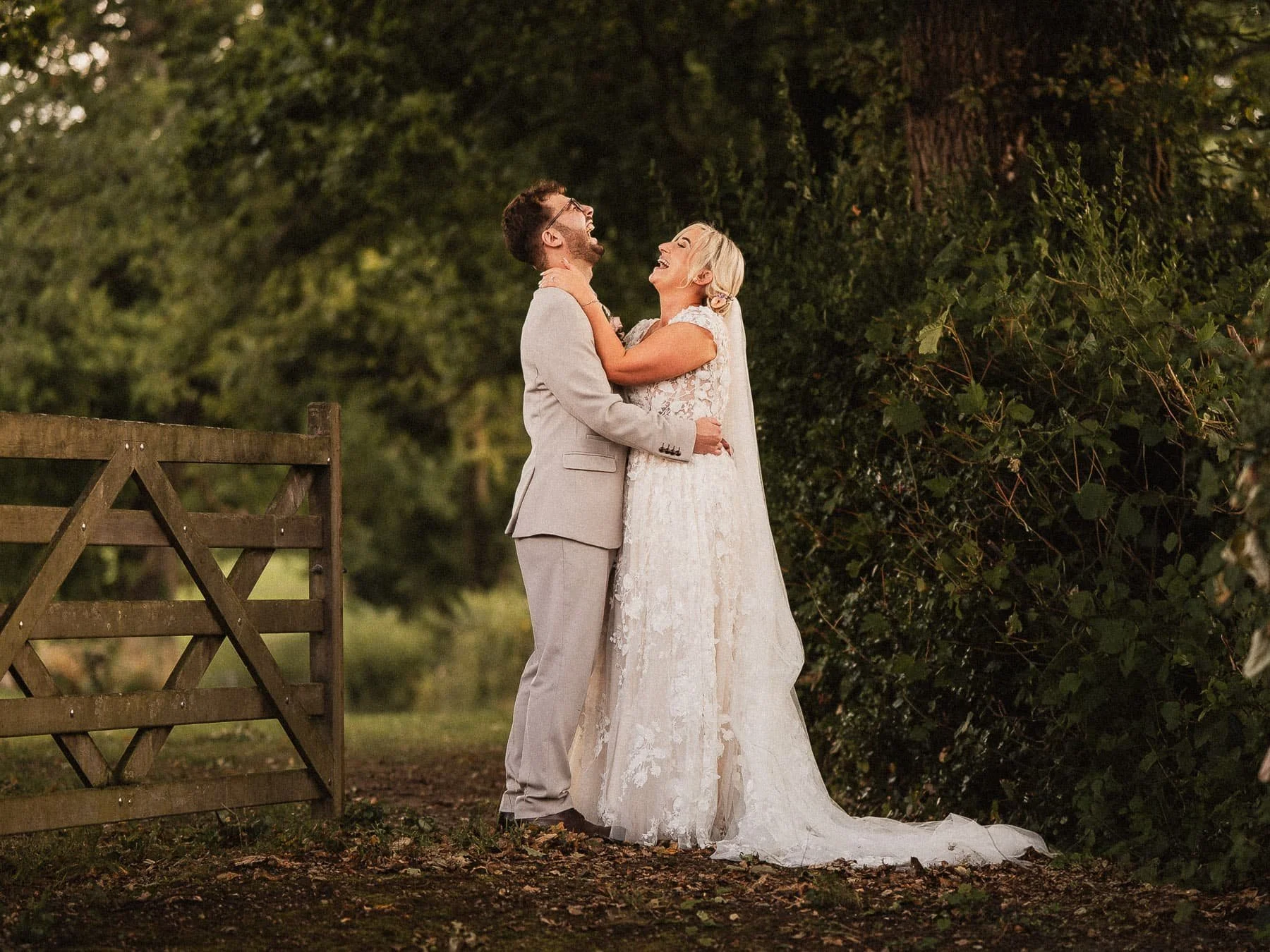 Golden-Hour-Wedding-Photography-038.jpg