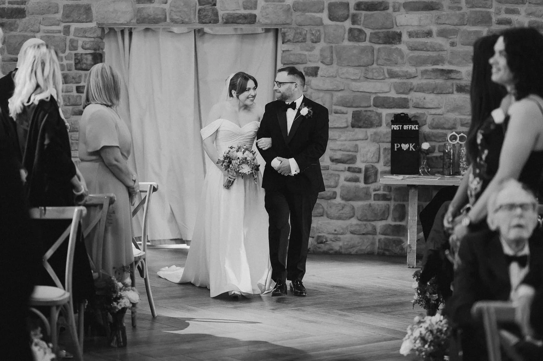 Stretton-Manor-Barn-Wedding-015.jpg