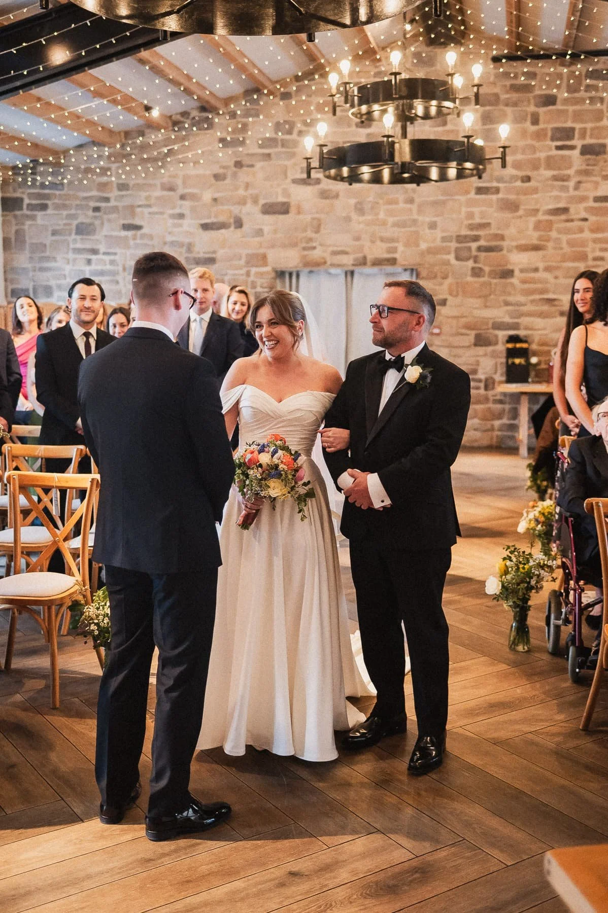 Stretton-Manor-Barn-Wedding-017.jpg