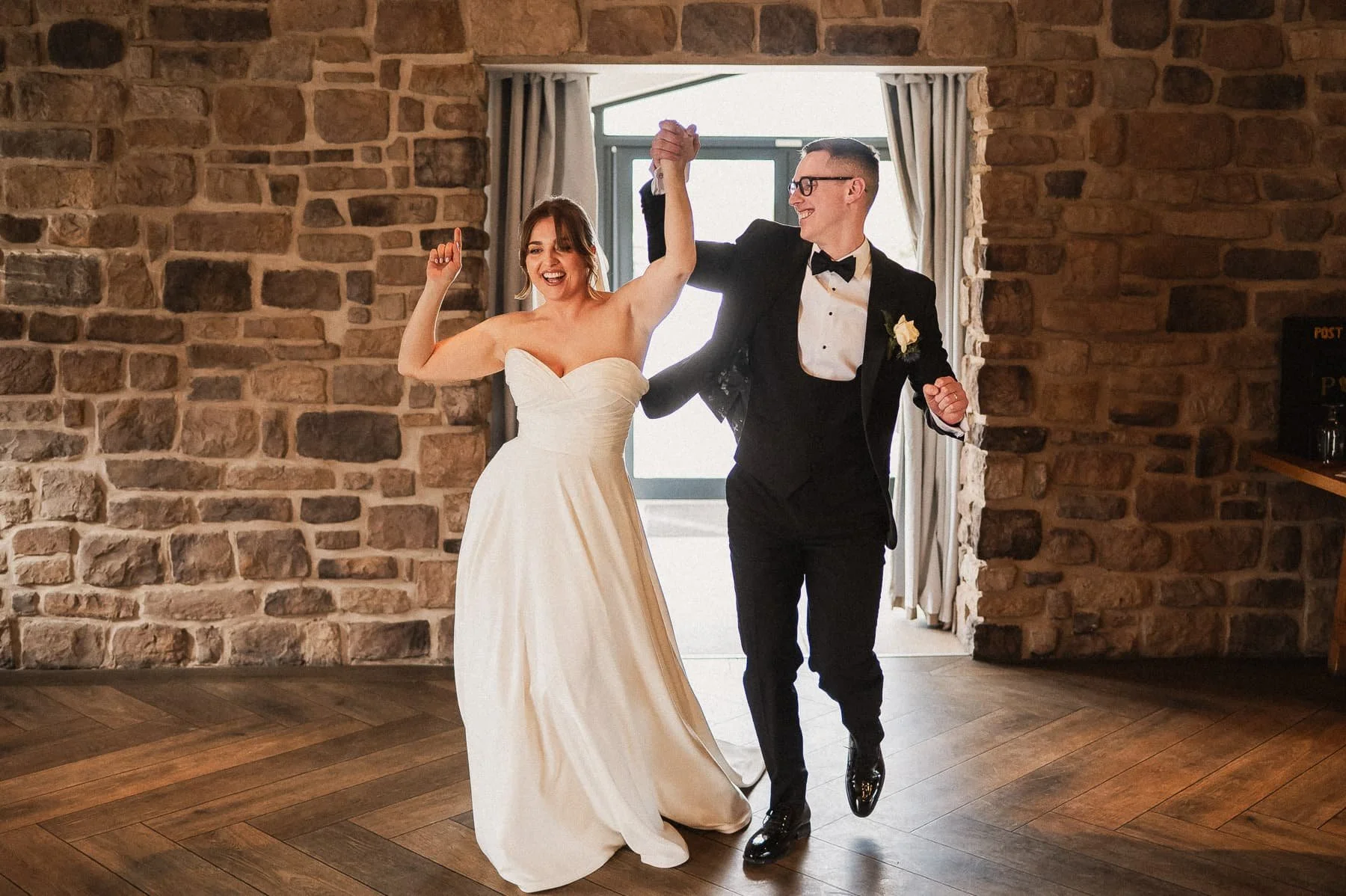 Stretton-Manor-Barn-Wedding-043.jpg