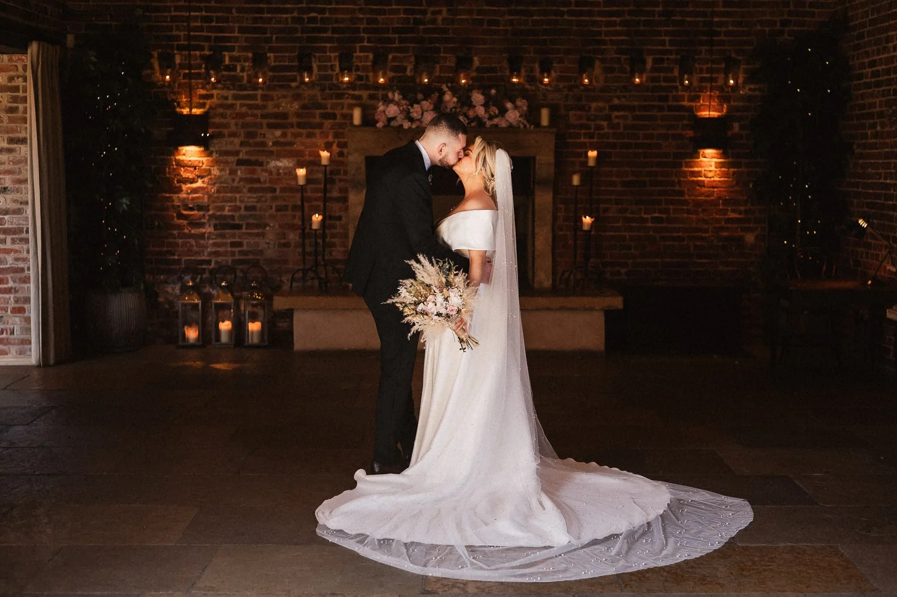 Hazel-Gap-Barn-Wedding-029.jpg