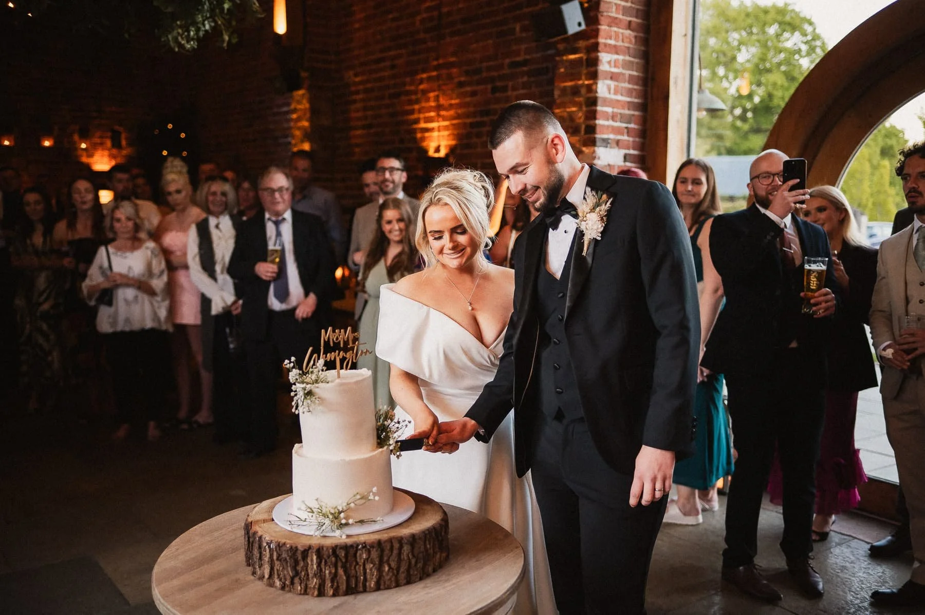 Hazel-Gap-Barn-Wedding-054.jpg