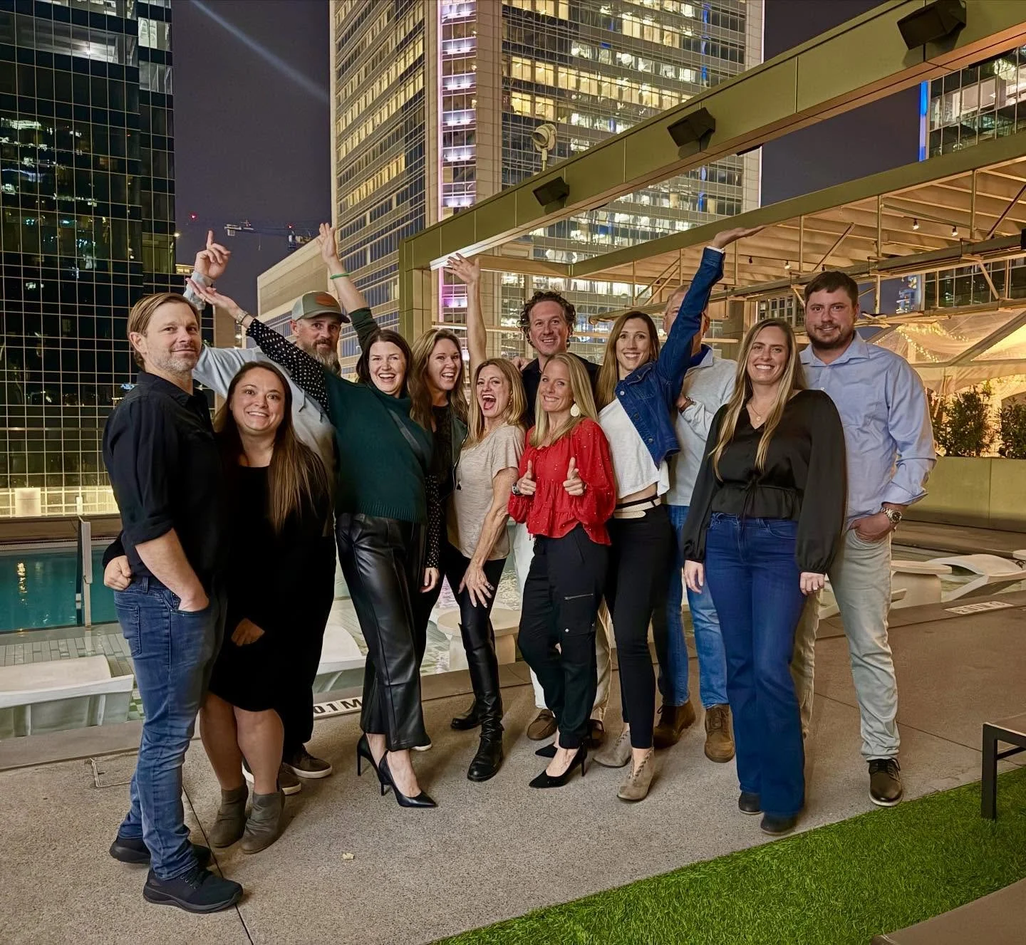 @natebargatze with the paddleboard crew!!!