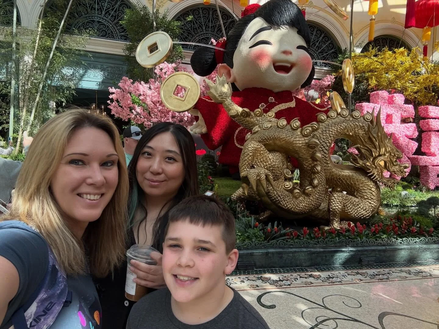 Exploring in self driving cars and eating conveyor belt sushi 🍣 🚙