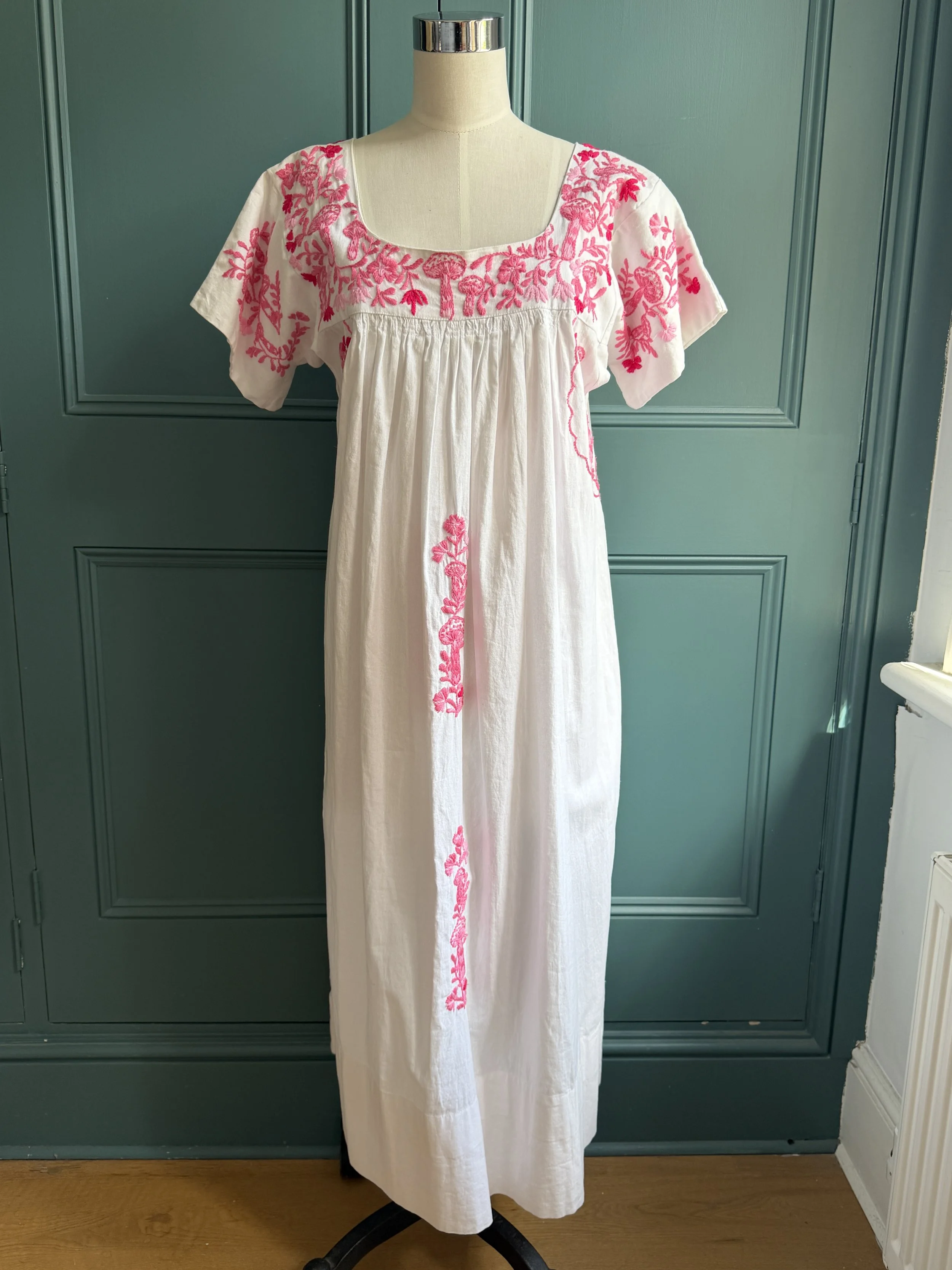 Arifah Studio Dress Size S