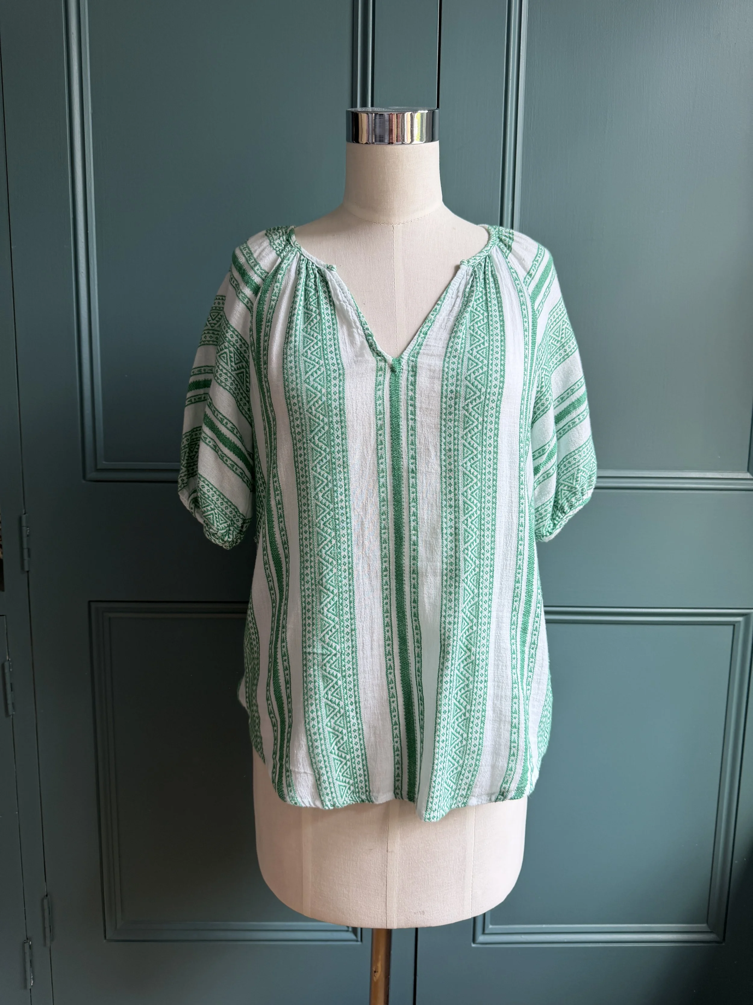 Velvet Graham & Spencer Top Size XS/S
