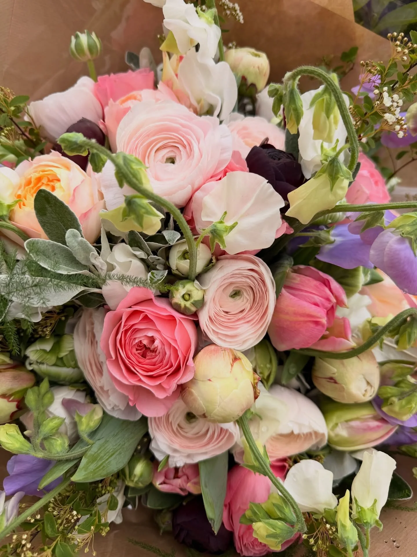 Spring sensations ✨💖

We loved making this beautiful birthday bunch yesterday!  This time of year is when the really fabulous flowers - the colour, the scent, the variety - really starts to shine through and we couldn&rsquo;t be happier about it! 🤸