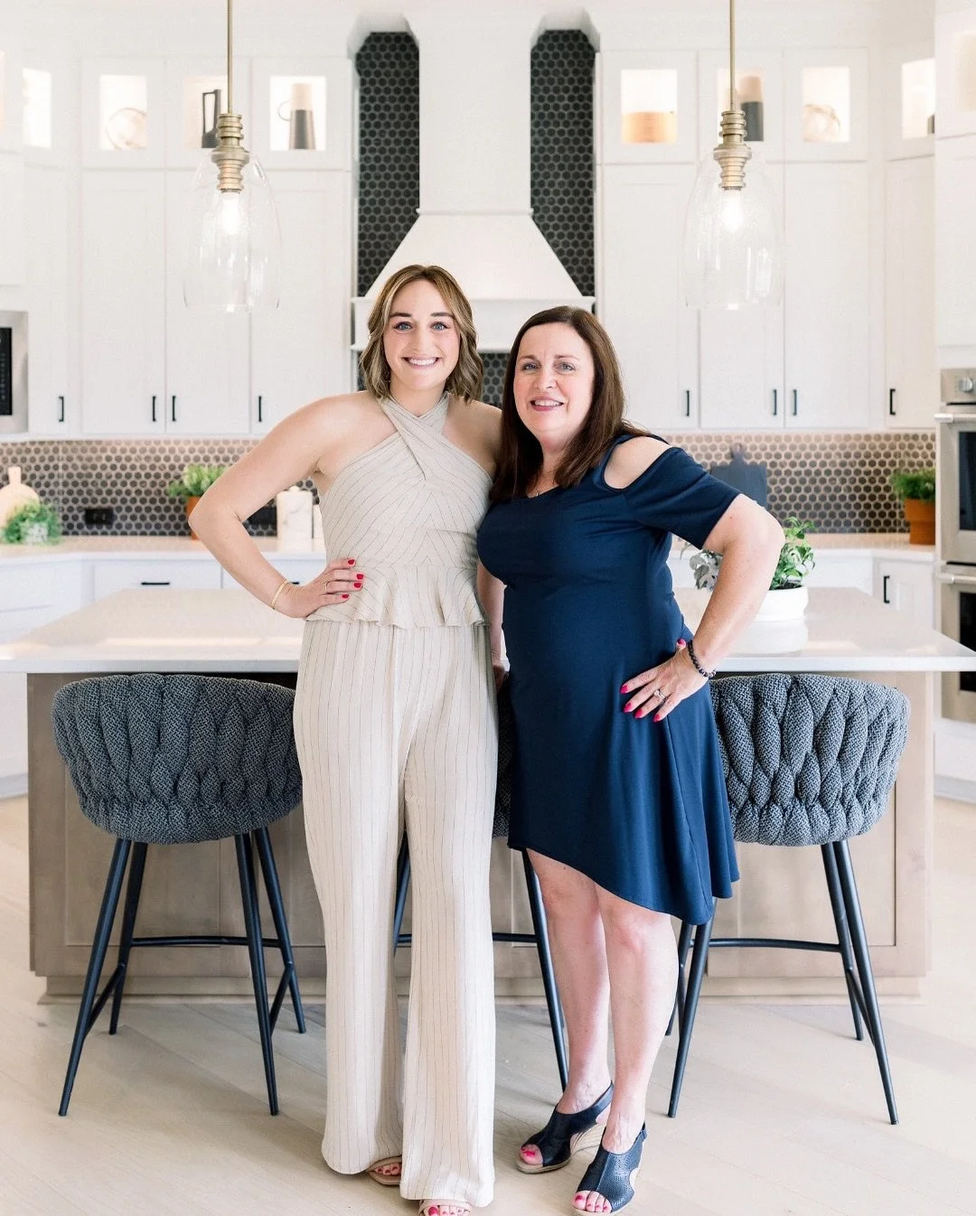 🎉 It&rsquo;s Friday and we&rsquo;re celebrating BIG heading into the weekend! 

We&rsquo;re honored to be named 2025 Five Star Professional Award Winners! 🏆
🌟 Paula &ndash; 14 years running
🌟 Melissa &ndash; 6 years running

What makes this so sp