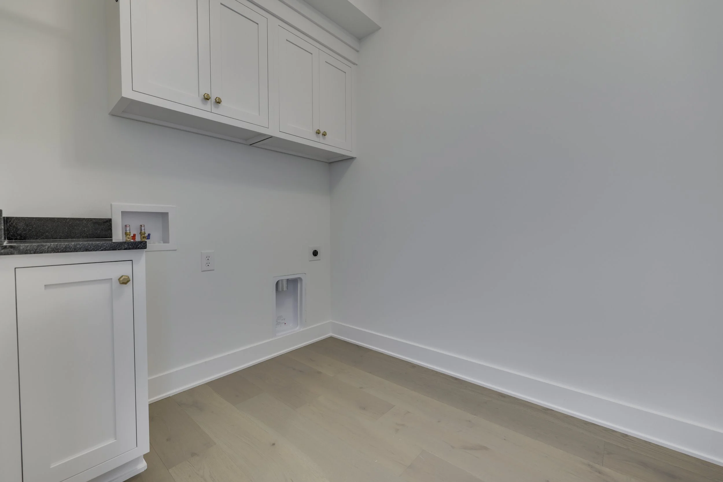 10880 Dartmoor Ct-64.jpg