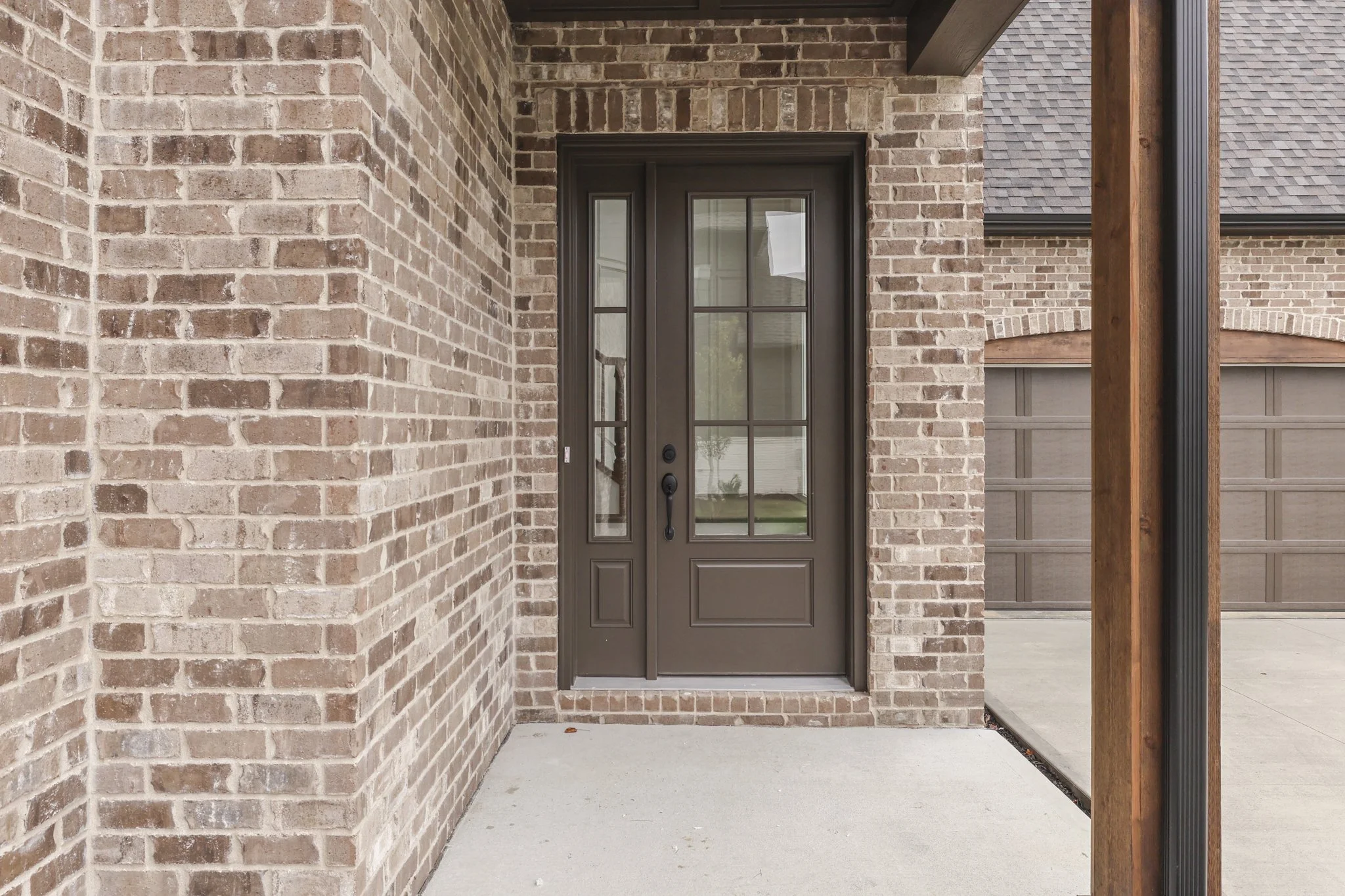 3733 Cherwell Dr-5.jpg