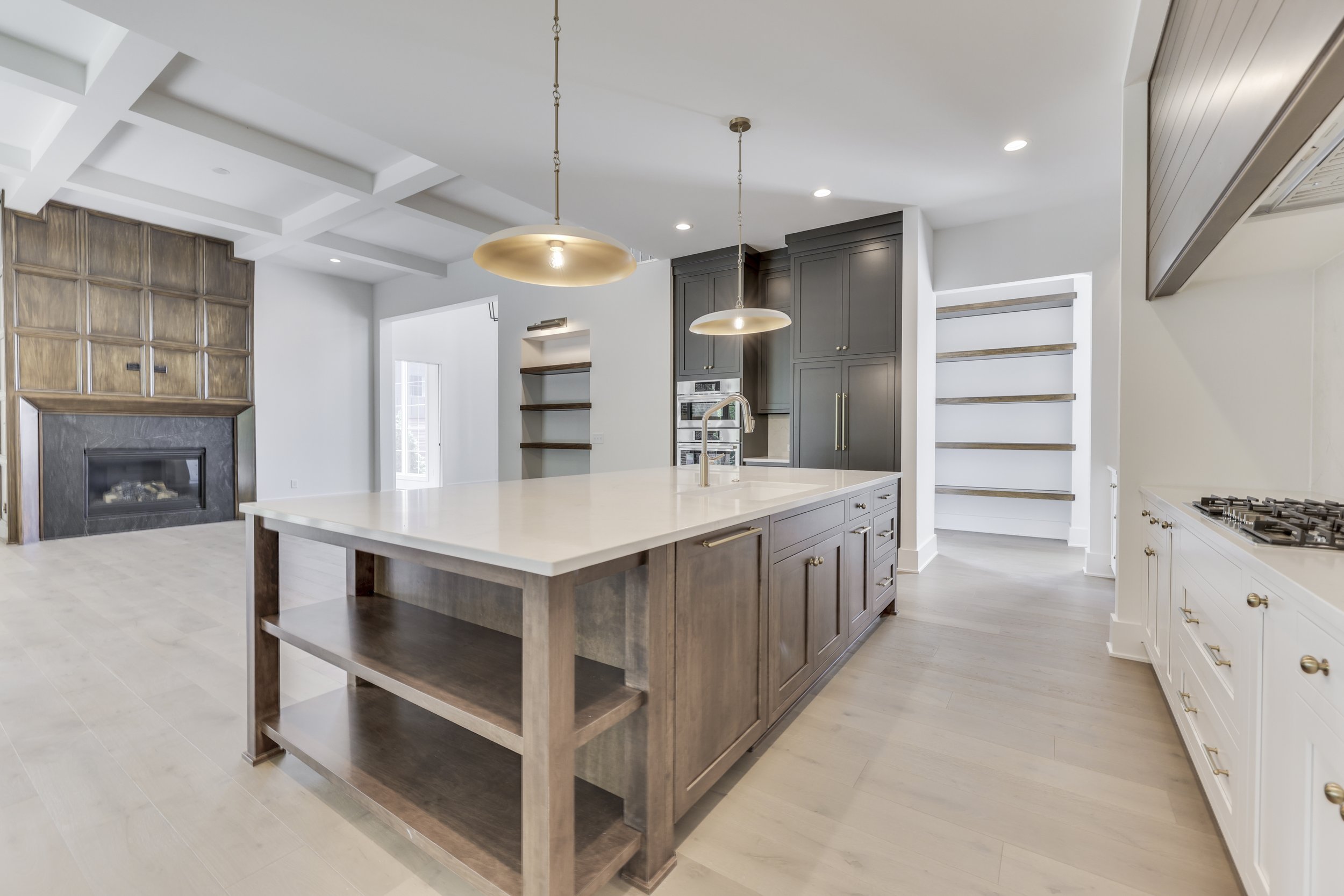 10880 Dartmoor Ct-17.jpg
