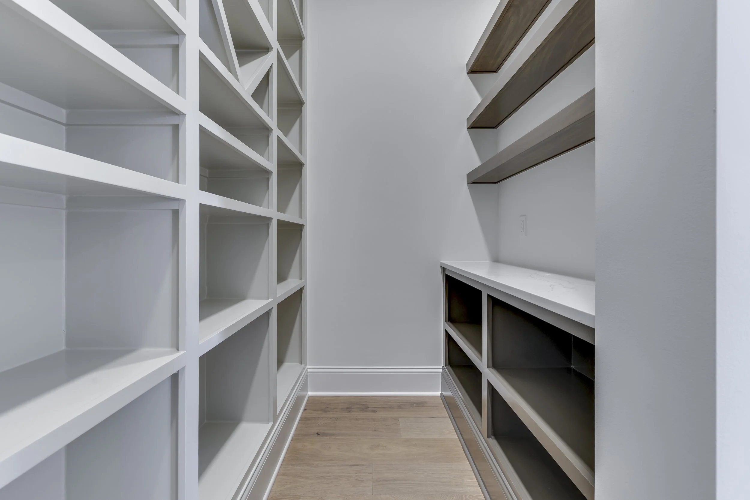 4288 Aurelius Dr-25.jpg