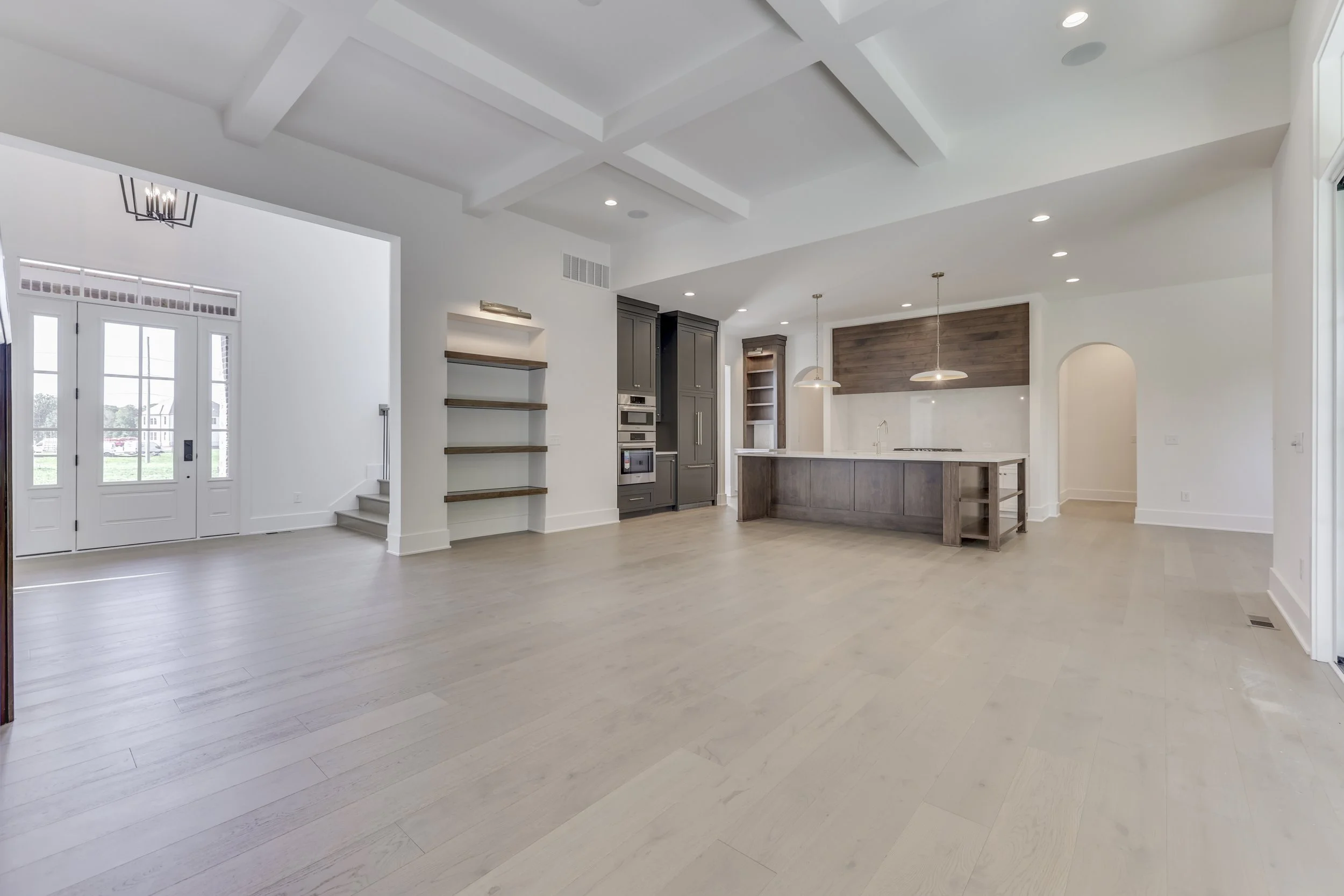 10880 Dartmoor Ct-9.jpg