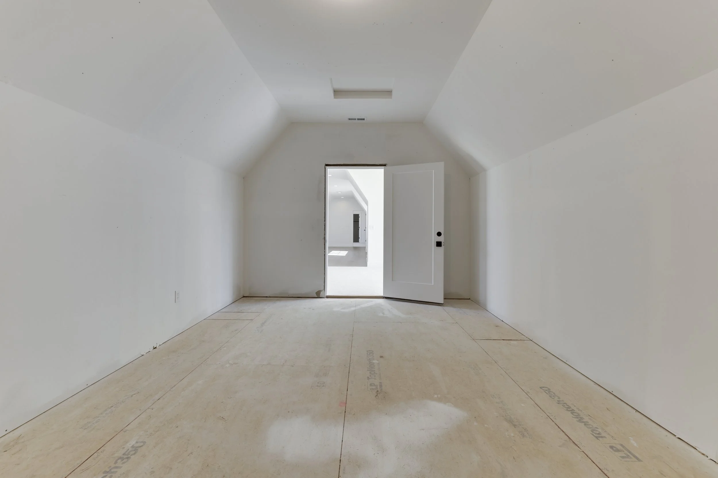 10880 Dartmoor Ct-63.jpg