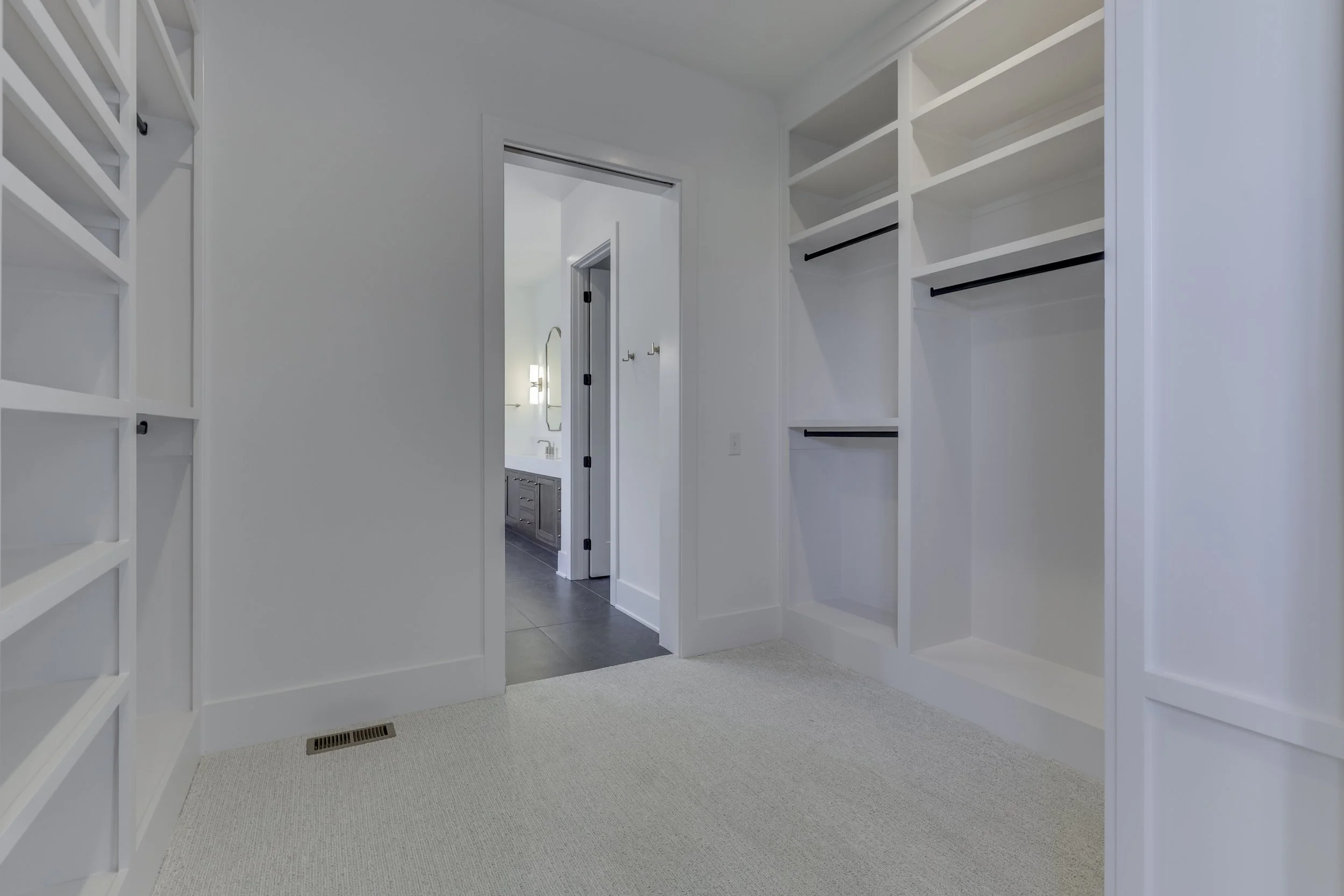 10880 Dartmoor Ct-35.jpg