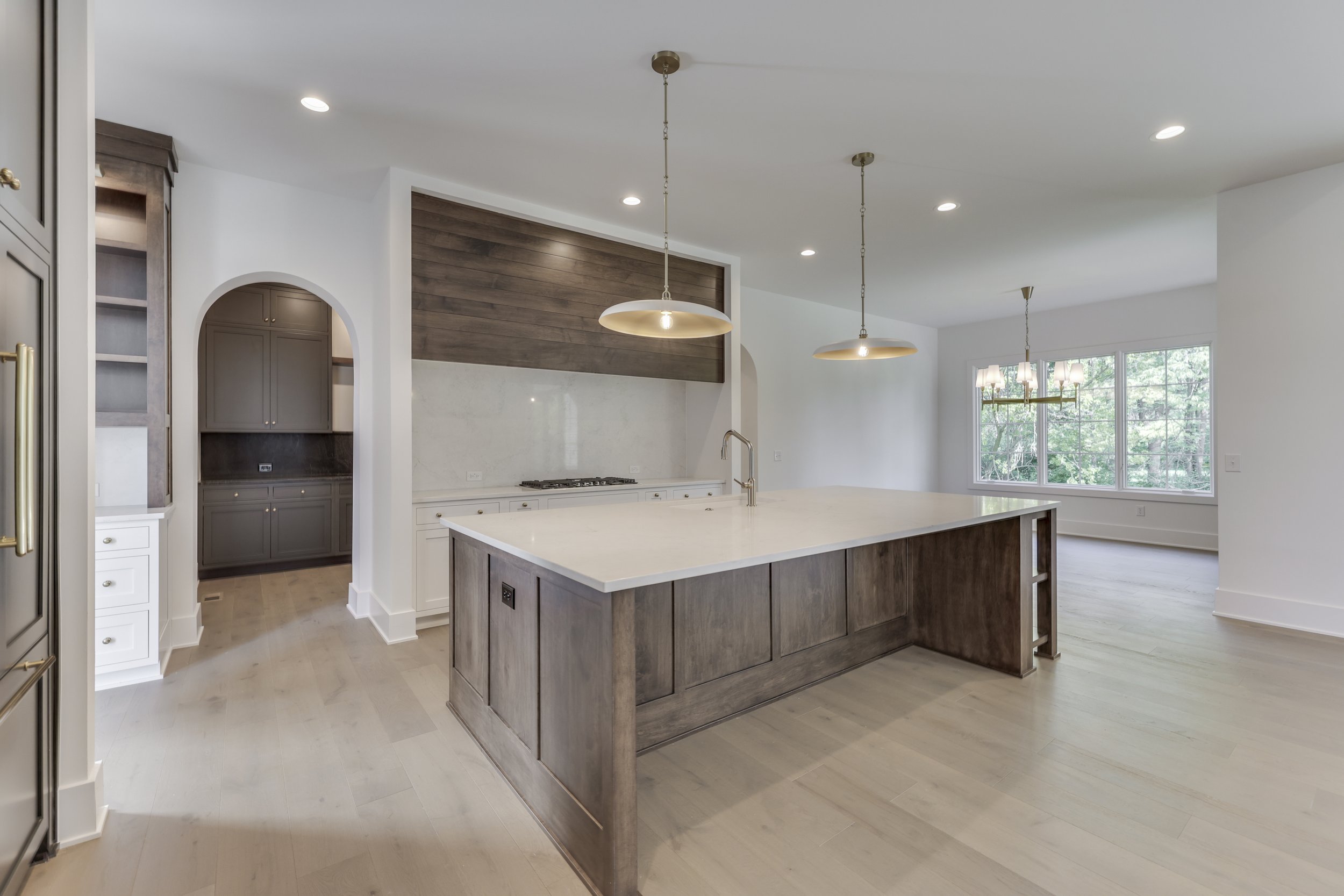 10880 Dartmoor Ct-15.jpg