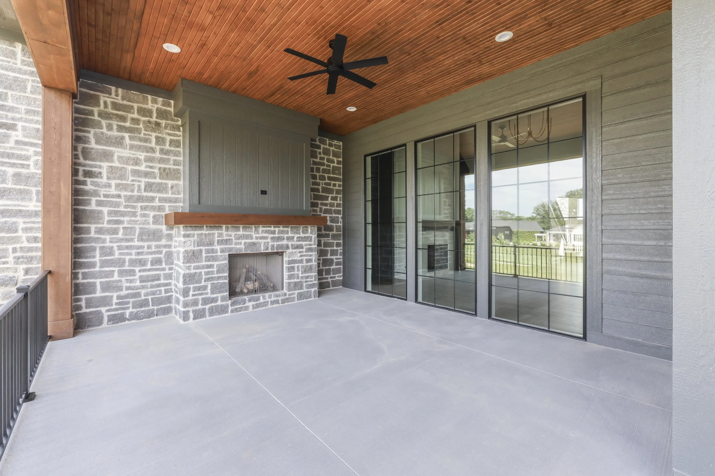 3664 Cherwell Dr-102.jpg