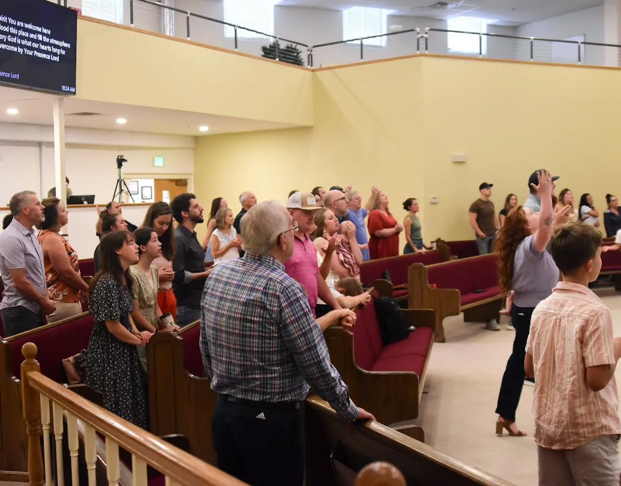 Worship changes everything.

This morning at Spirit and Truth, voices lifted in one accord declaring:
&ldquo;This is amazing grace, this is unfailing love &mdash; that You would take my place, that You would bear my cross.&rdquo; 🙌

And the room shi