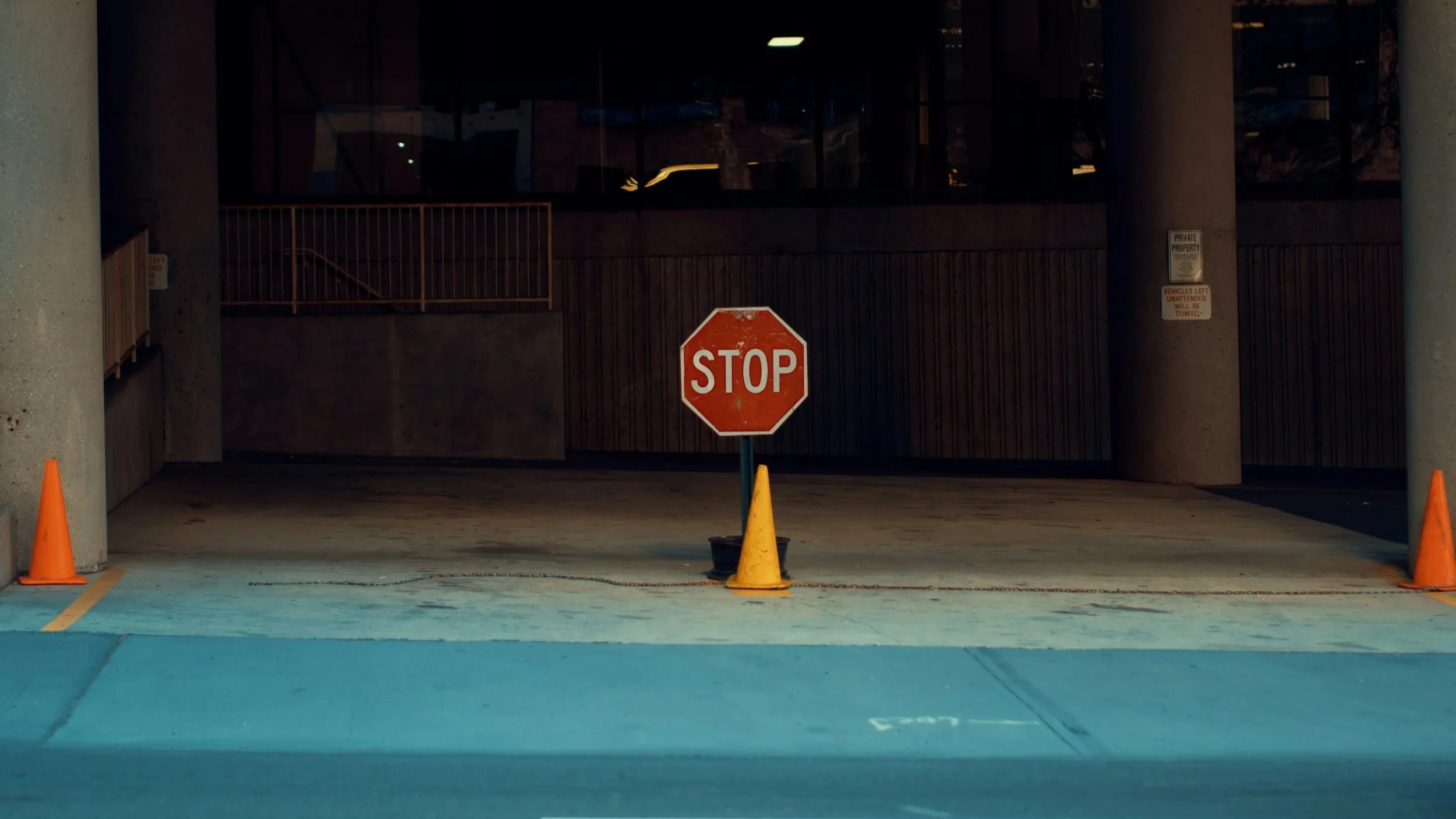 Dharma Geeks: Stopping