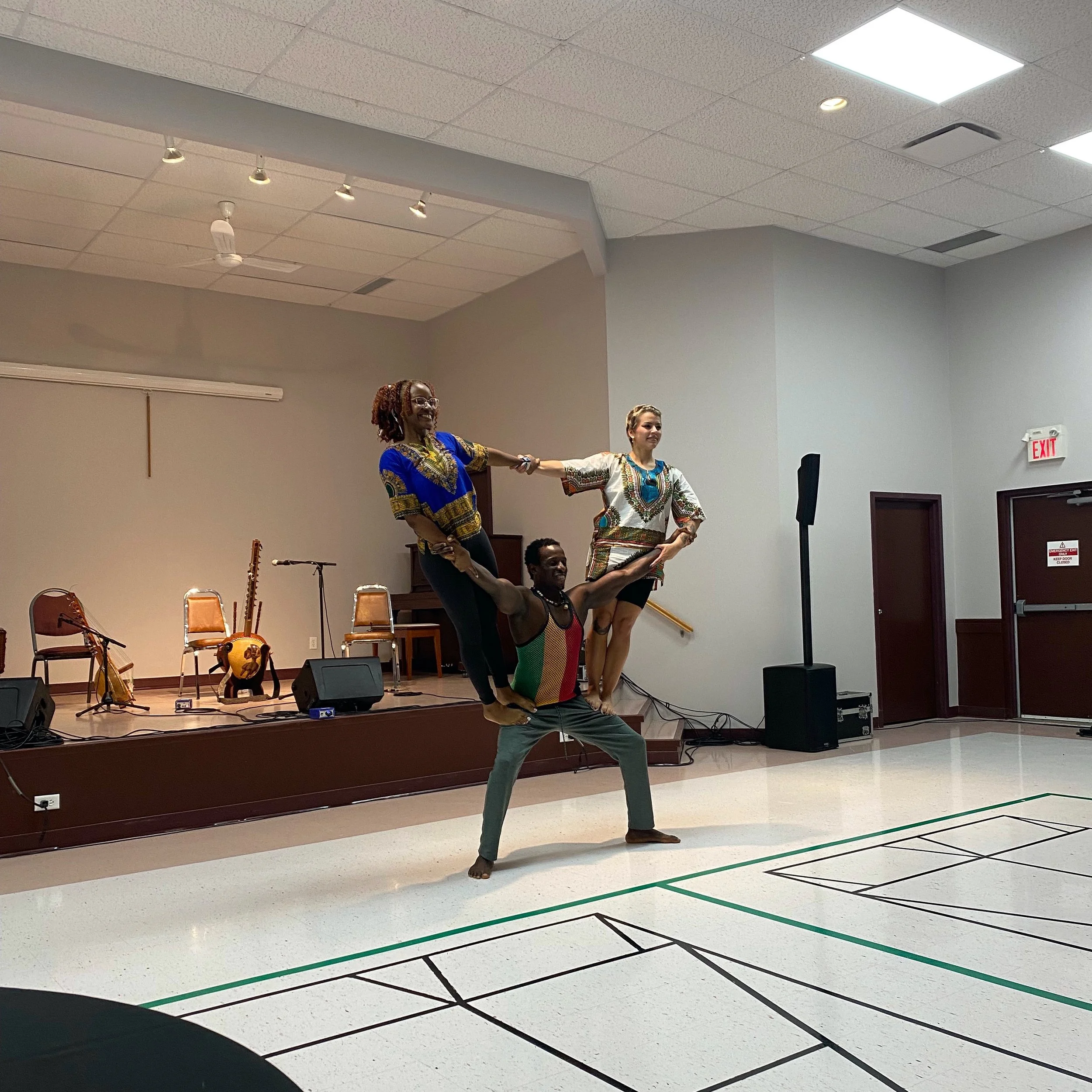 Amara Condé Dance Troupe