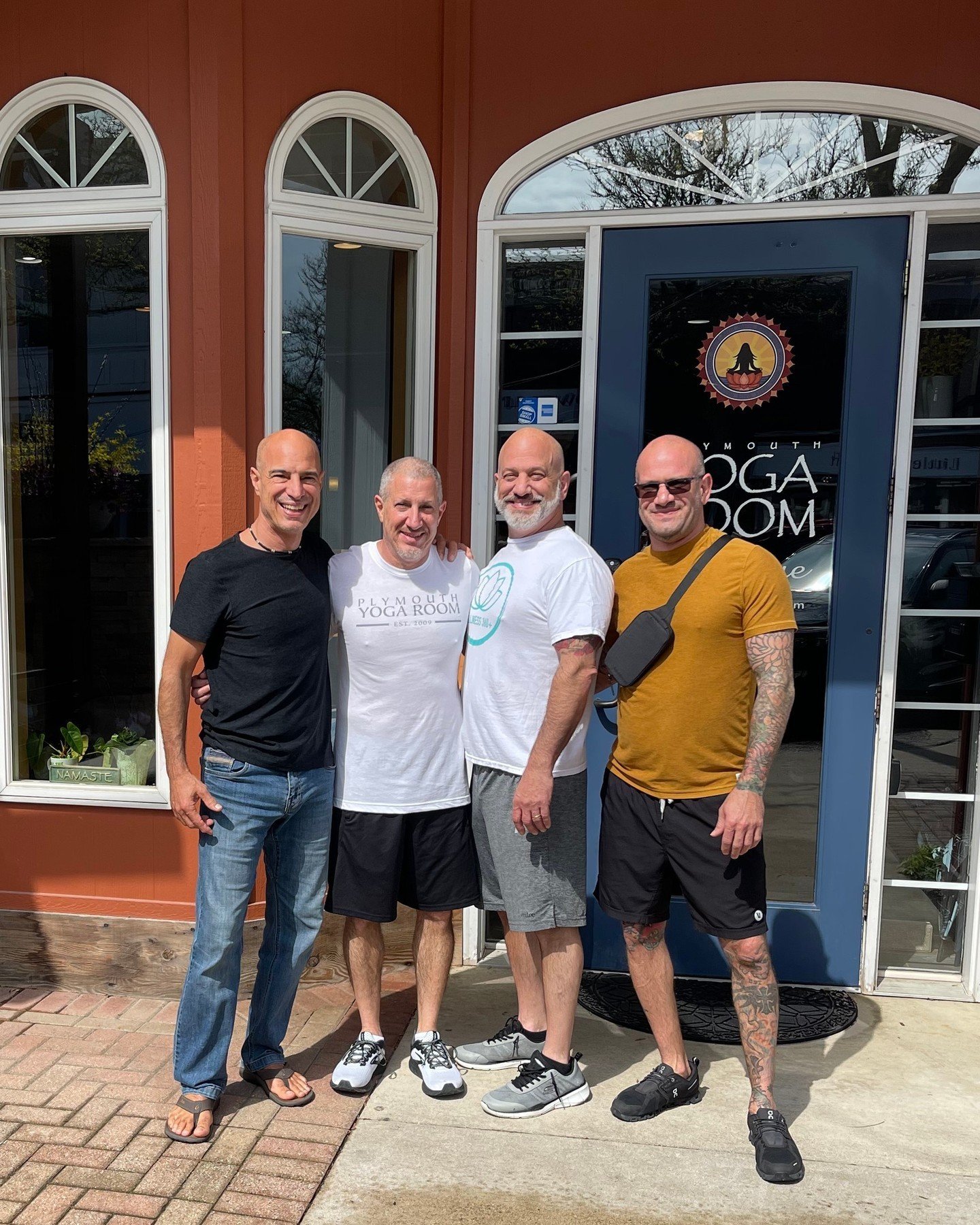 Family zen time at Plymouth Yoga Room!🏡🧘&zwj;♀️Brent and his 3 brothers had a great practice together yesterday. It&rsquo;s your turn to sign your family up for some family relaxation bonding!!🤍🤍