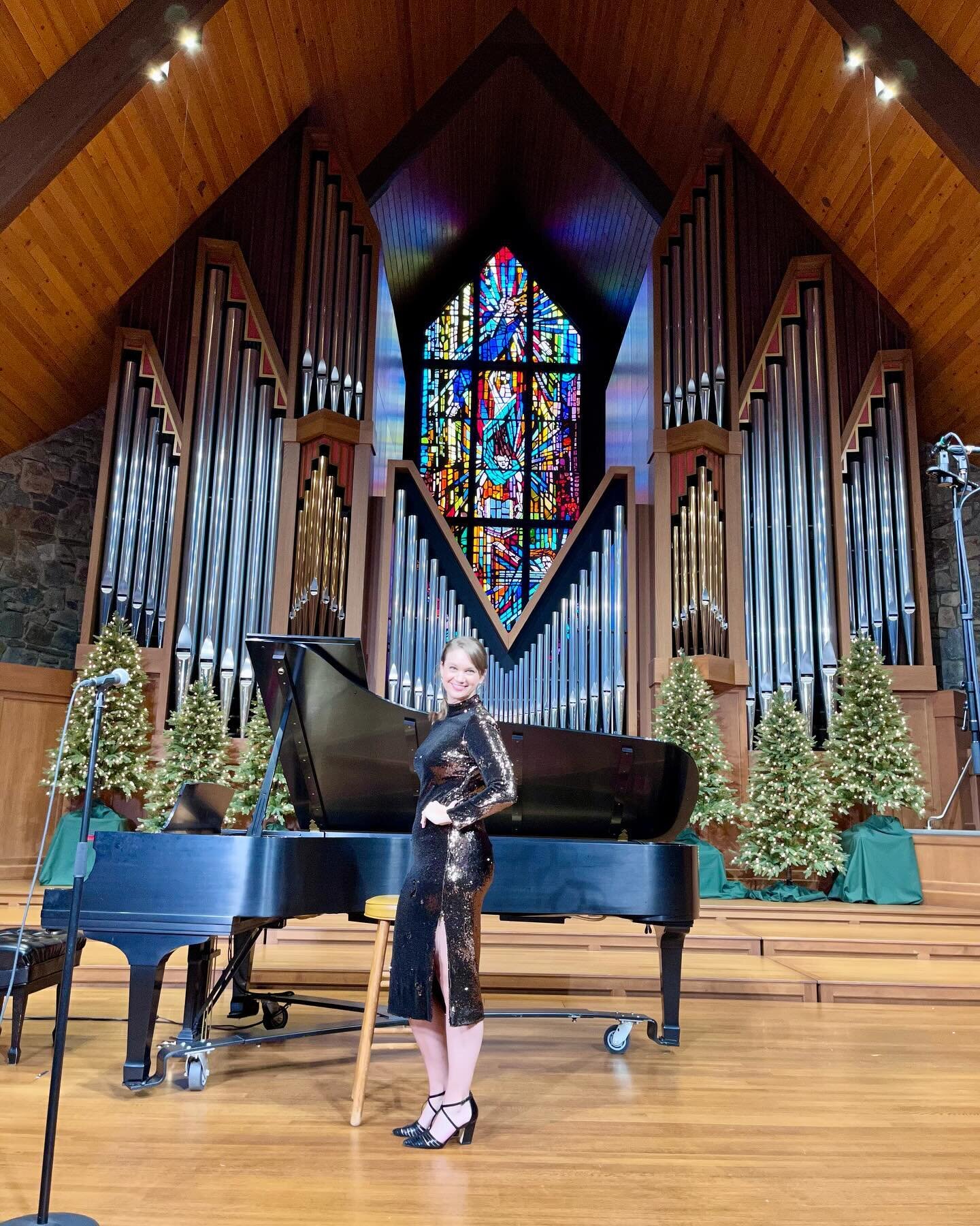 @arosefull and I had a blast recording with @bachandbicycles today with this gorgeous @steinwayandsons concert grand and a very understated pipe organ. 

#recording #colloboration #churchmusic #musicaltheatre #venue #pipeorgan #stainedglass