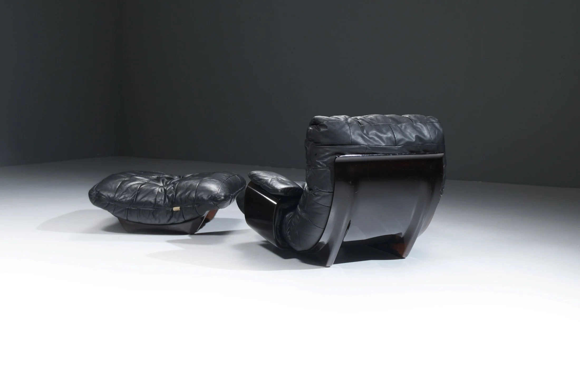 56marsala vintage black leather ottoman poof plexi michel ducaroy ligne roset france togo lounge albrecht aera lab  aeralab 1stdibs design furniturejpg.jpg