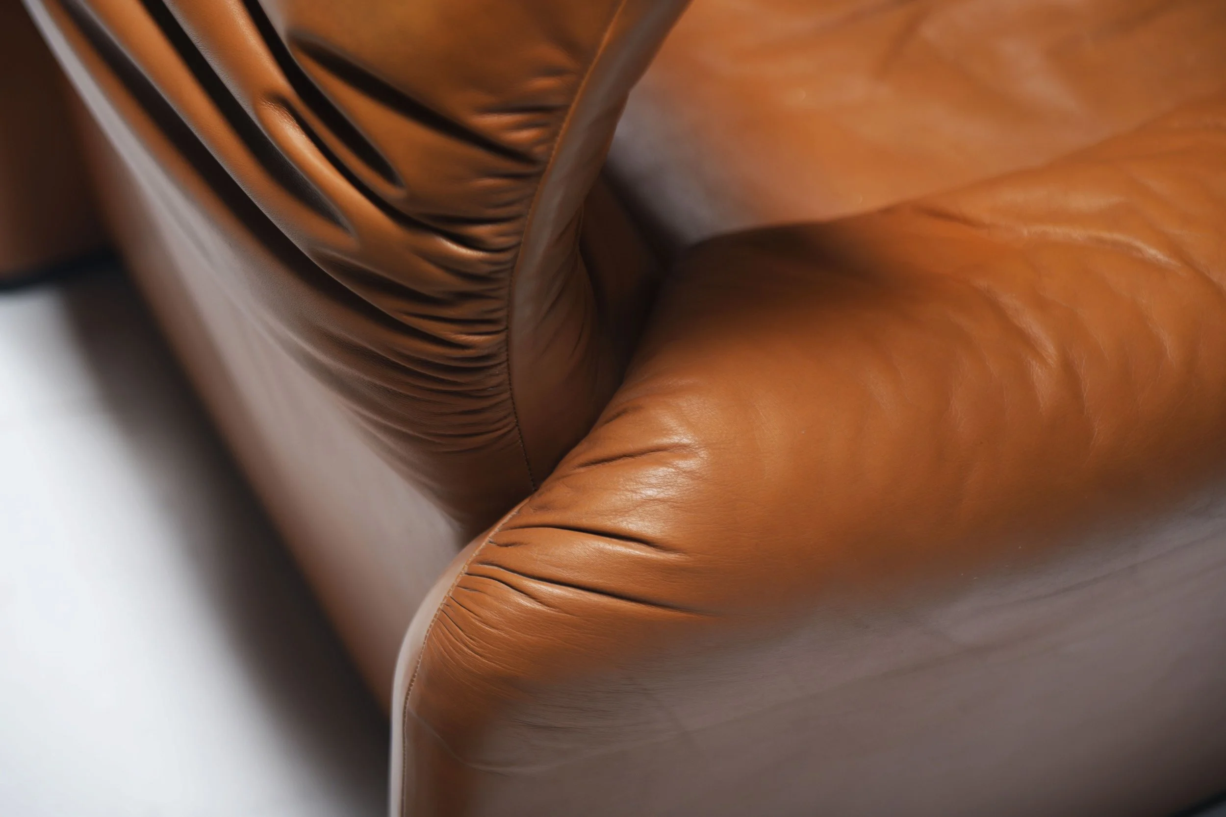 9 Maralunga cassina orange cognac burnt magistretti lounge chair first early edition 1973 bellini ducaroy eames vintage aera lab aeralab vintage design furniture.jpg