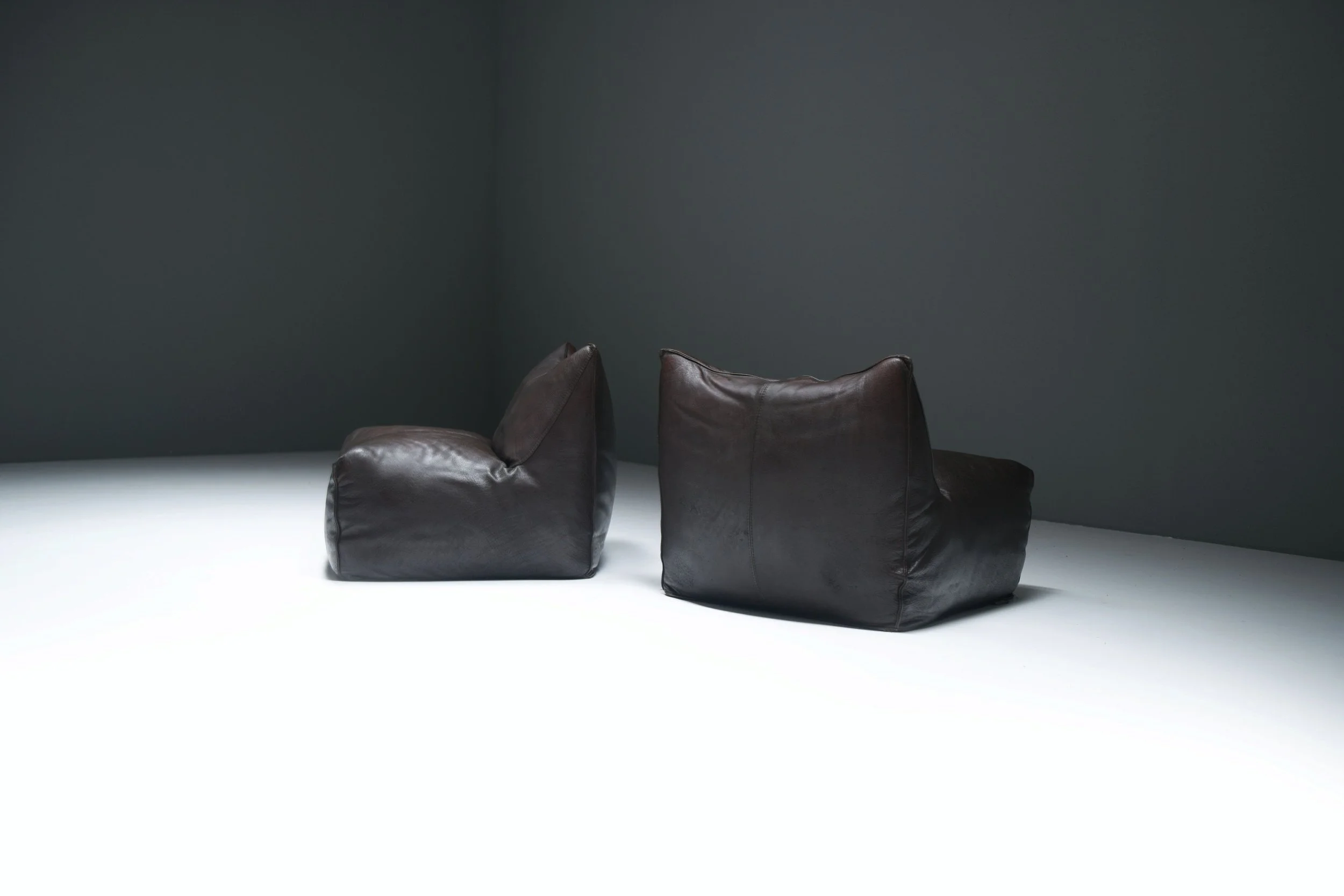 4 le Bambole black dark brown neck saddle leather vintage seat lounge no armrests Mario Bellini B & B C B&B Italia cassina aera lab aeralab albrecht 1stdibs design furniture belgium.jpg