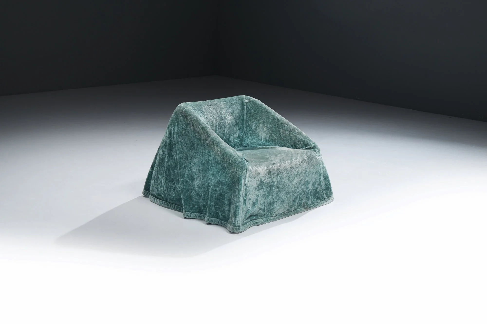 3 Kazuhide Takahama armchair lounge 1 seater Mantilla simon gavina velvet magella sofa vintage aera lab aeralab albrecht design furniture 1stdibs dendermonde.jpg