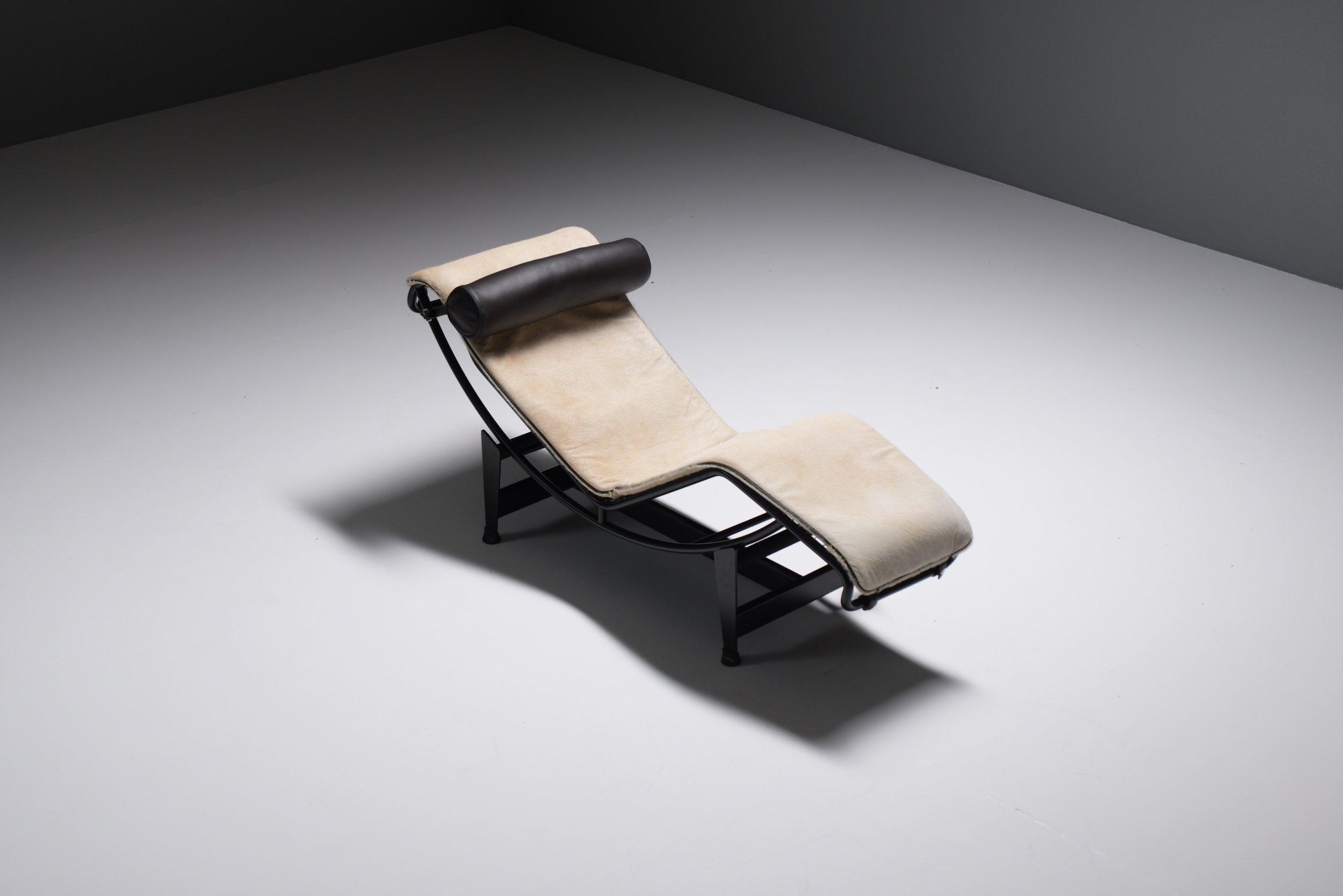 LC4 Chaise Longue 1928 by Le Corbusier, Charlotte Perriand and