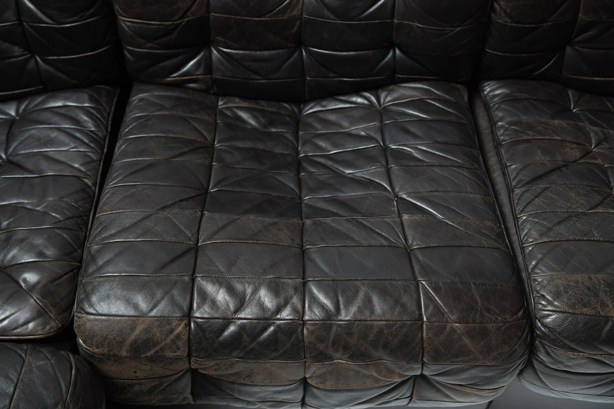 12 ds11 de sede vintage black dark brown ds 11 leather modular sofa swiss aera lab aeralab albrecht desgn furniture.jpg