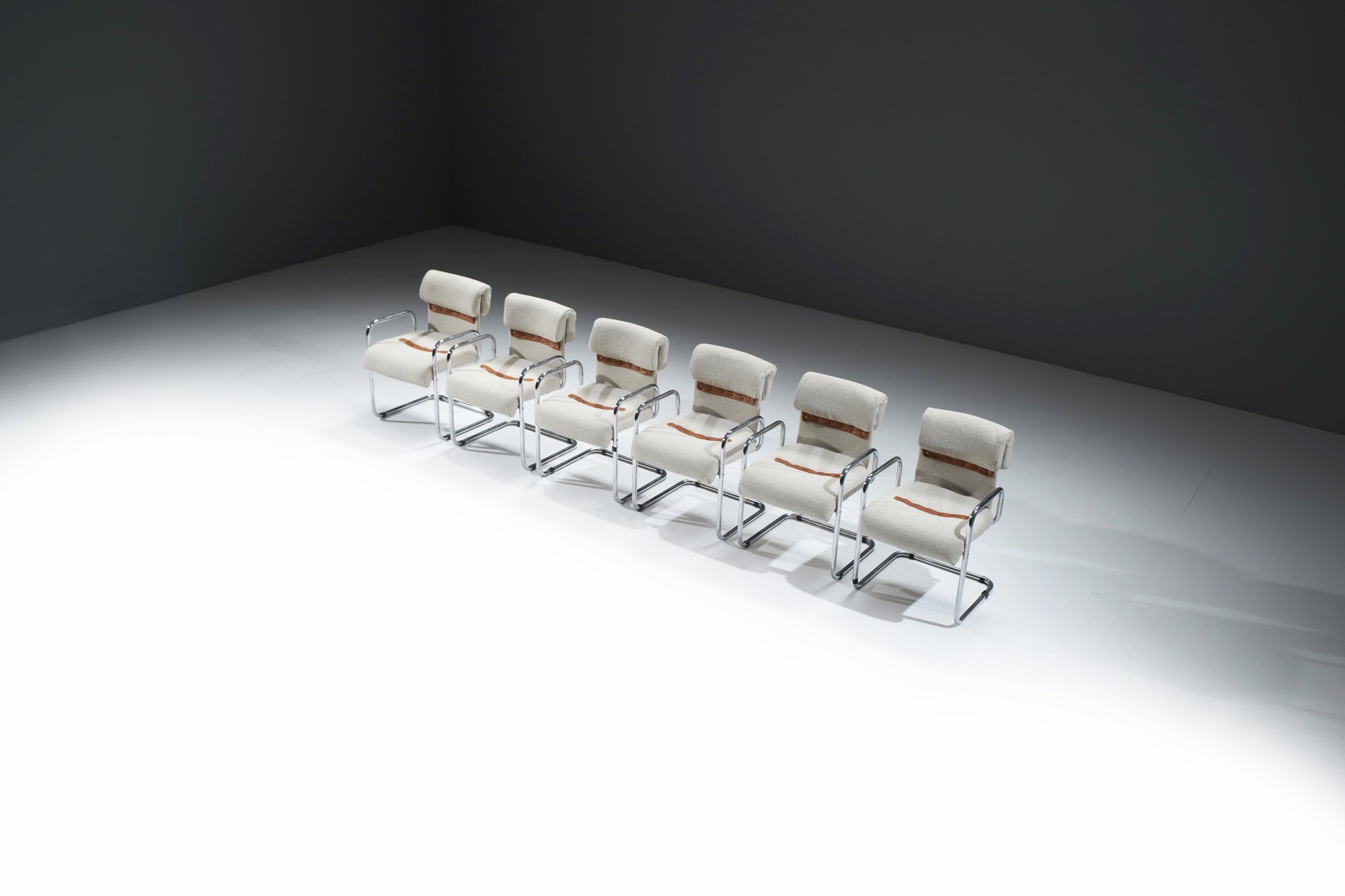 Tucroma Cantilever Dining Armchair - Guido Faleschini -  i4 Mariani