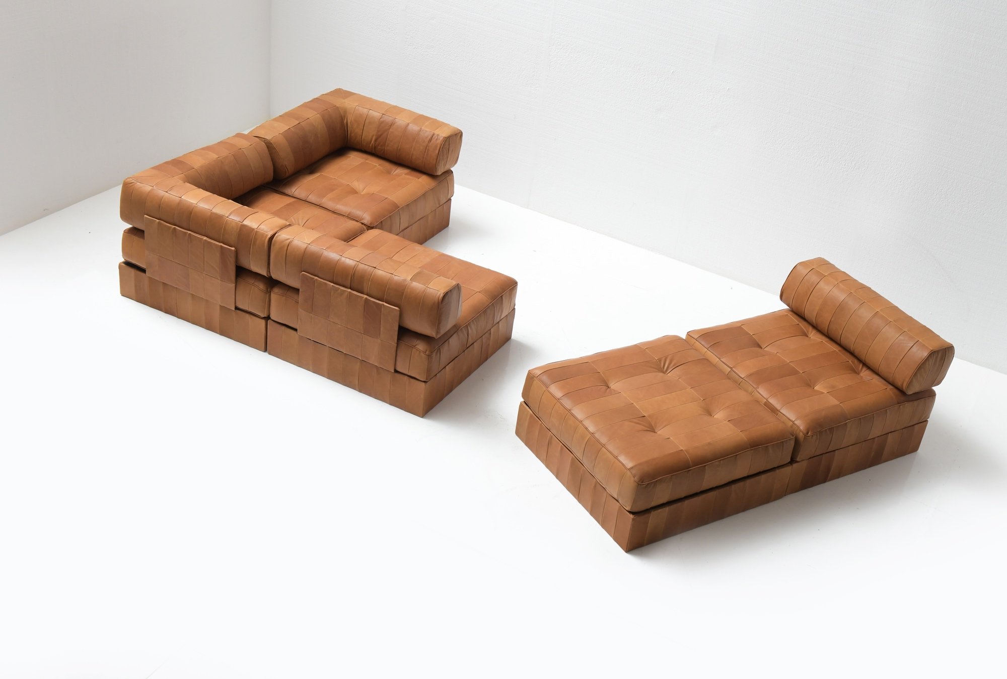 8 De Sede DS88 ds 88 leather patchwork sofa Switzerland swiss 600 aera lab aeralab albrecht .jpg