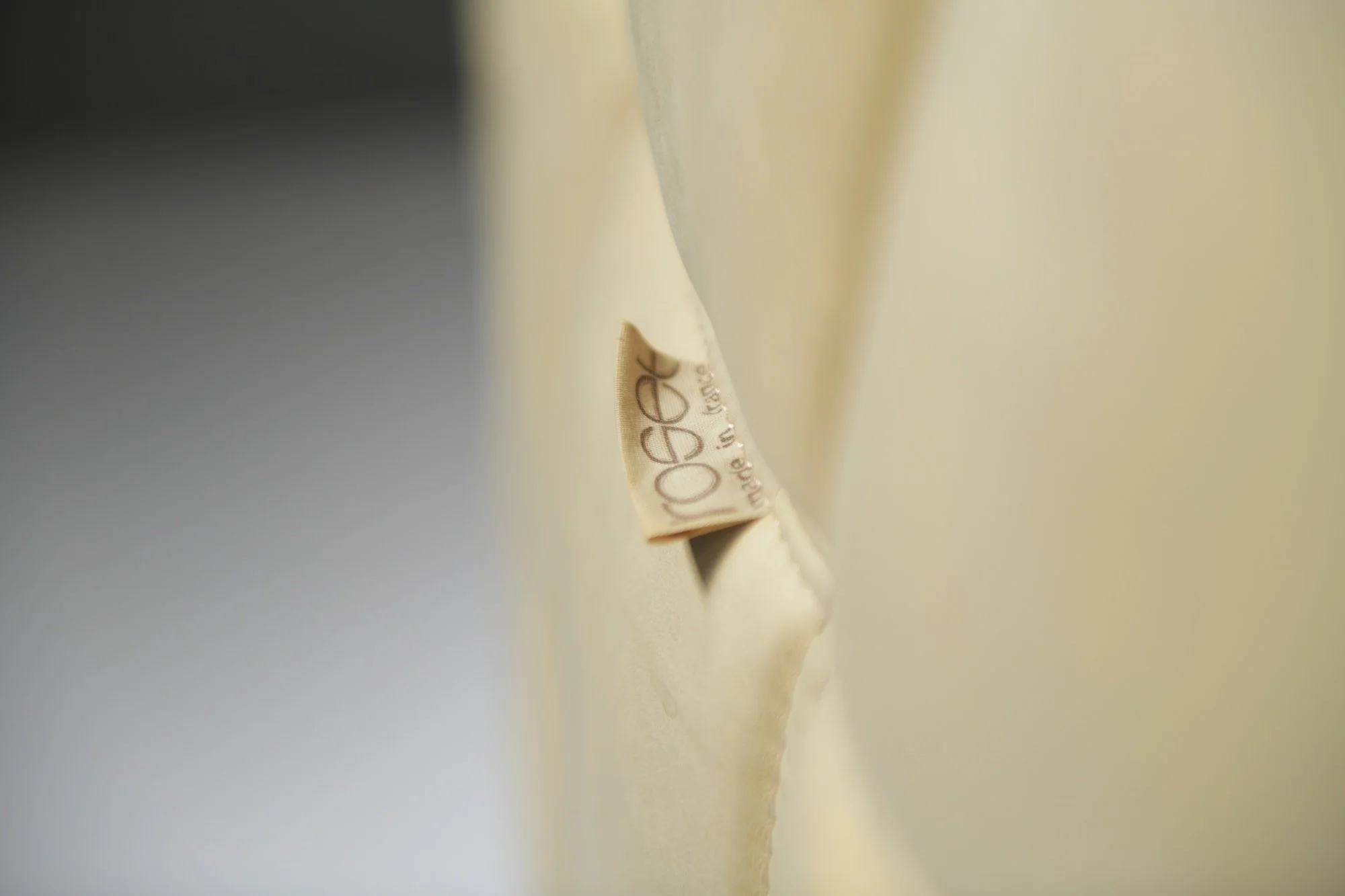 10 kashima 2 seater lounge togo michel ducaroy ligne roset france open vintage leather 1980 beige white creme 1 seater aera lab aeralab design furniture belgium 1stdibs.jpg